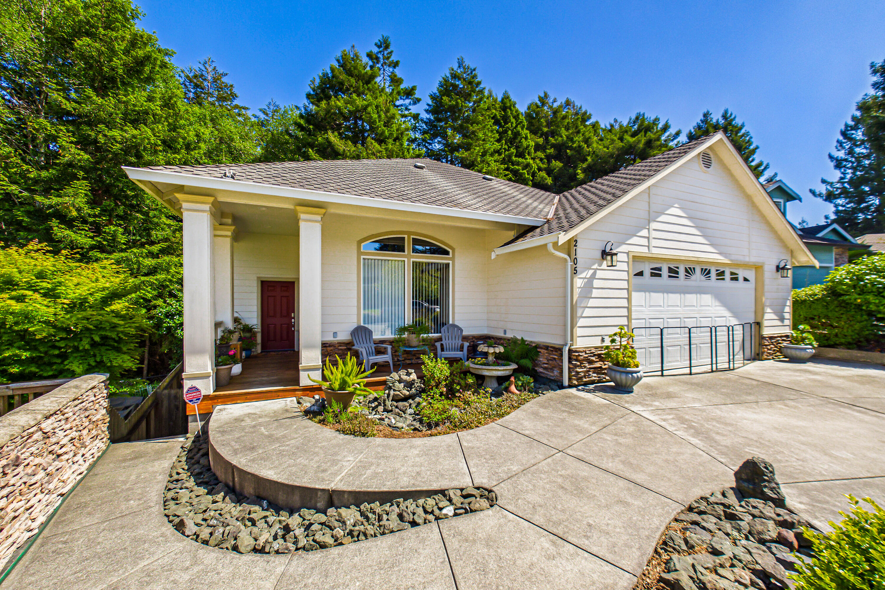 2105 Ardagh Court