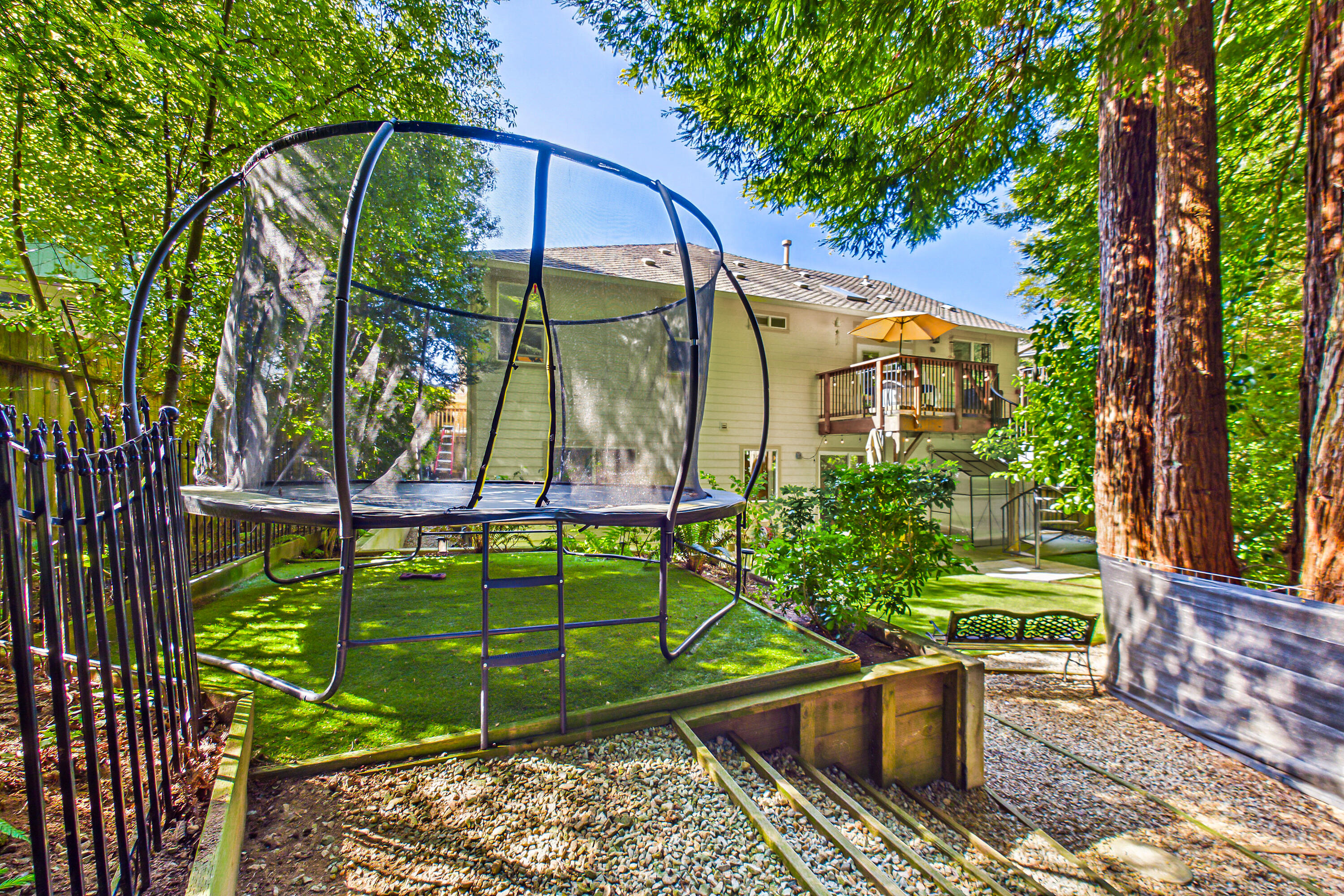 2105 Ardagh Court