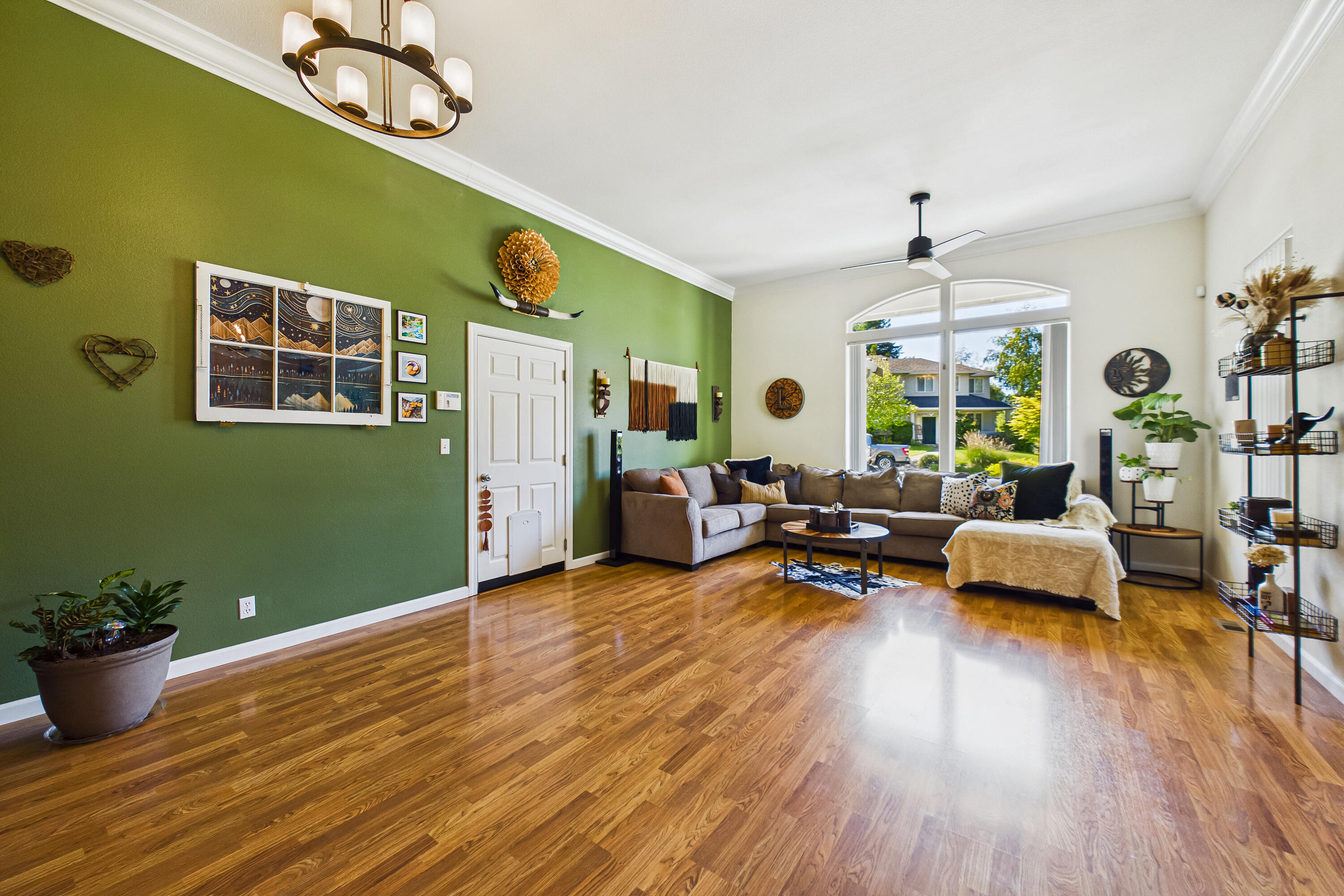 2105 Ardagh Court