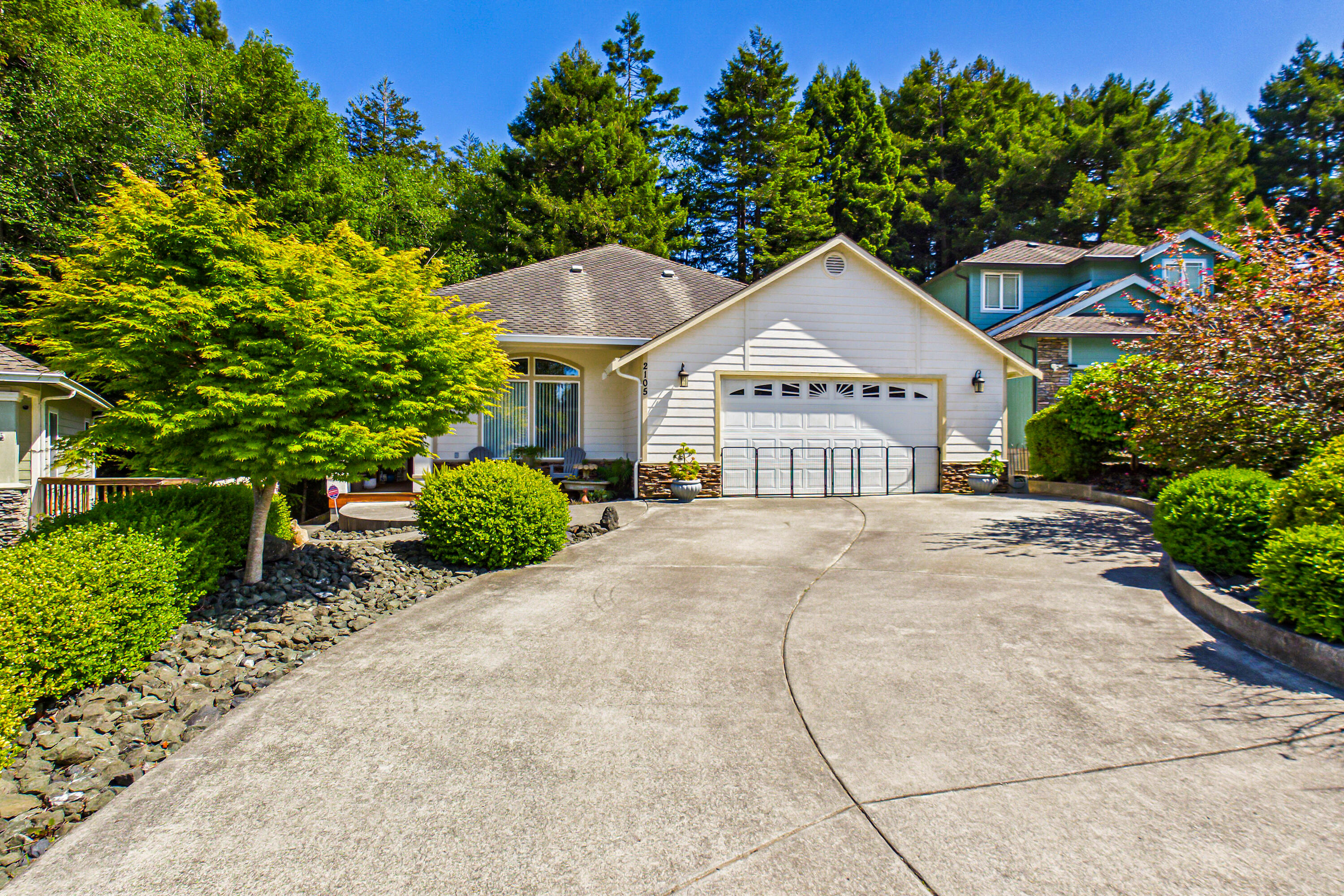2105 Ardagh Court