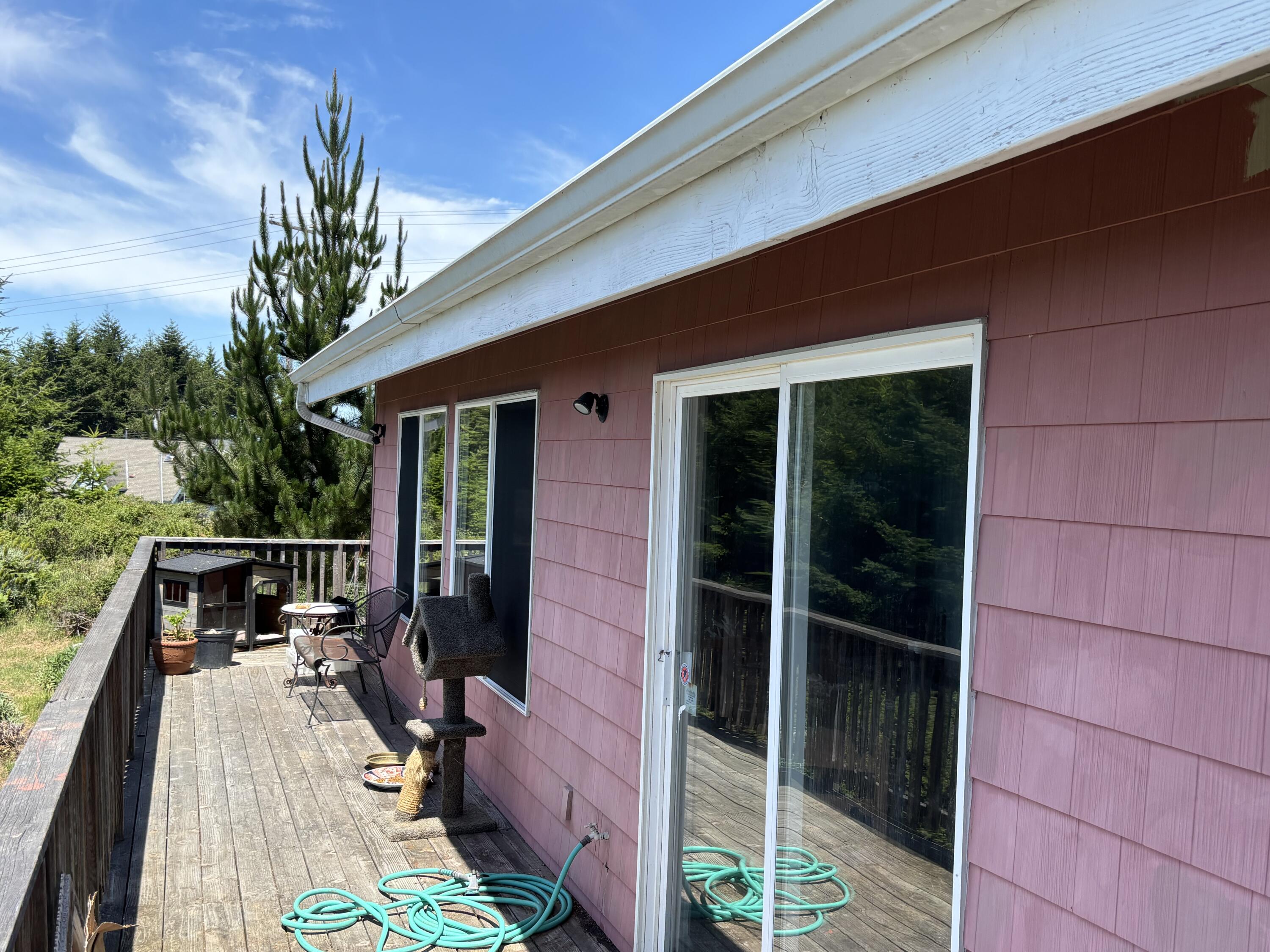 94 Sea Crest Road