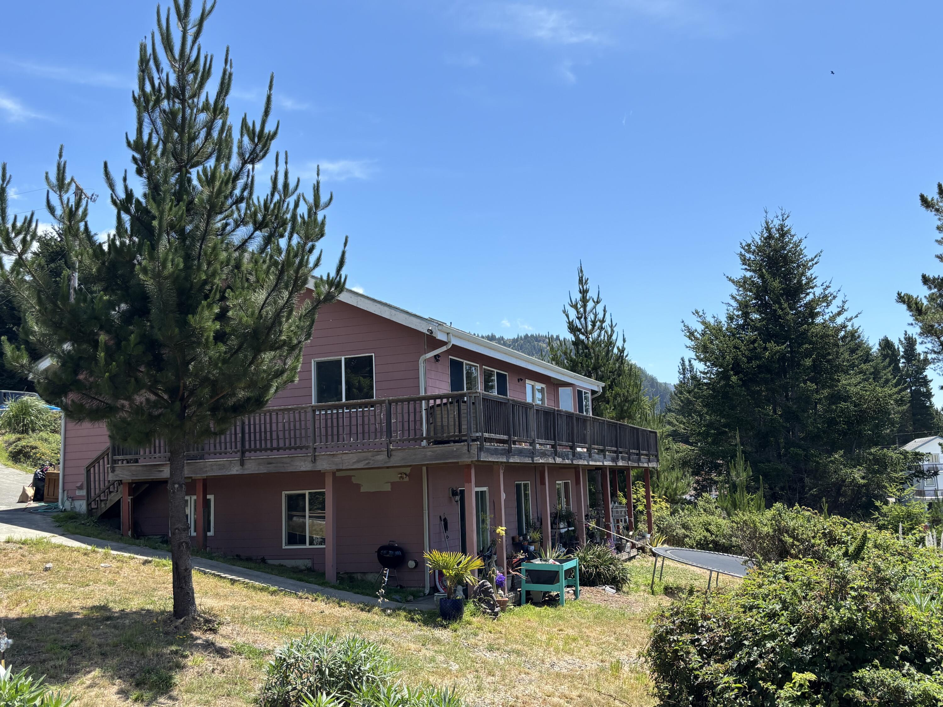 94 Sea Crest Road