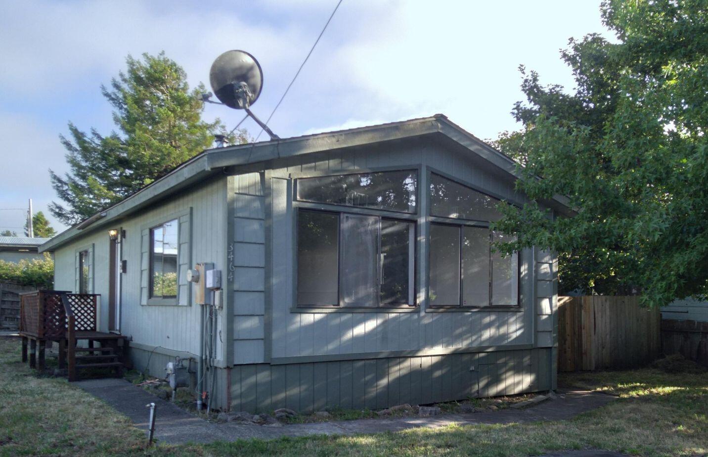 3464 School Street