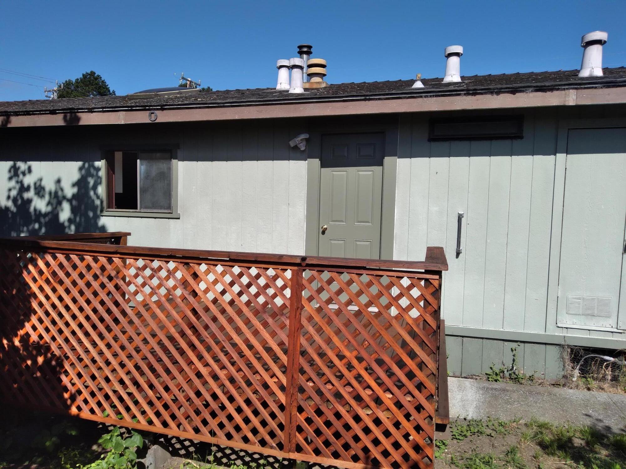 3464 School Street