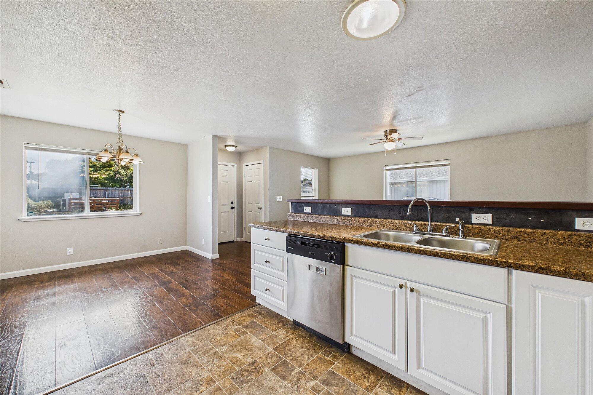 2160 Thiel Avenue, McKinleyville
