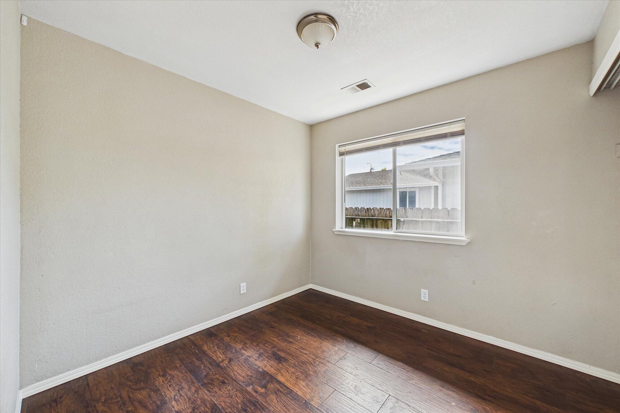 2160 Thiel Avenue, McKinleyville