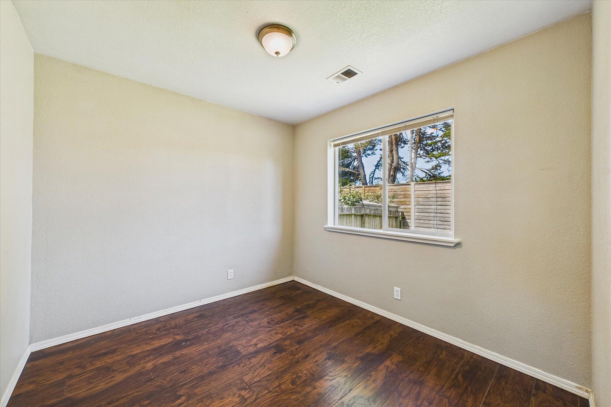 2160 Thiel Avenue, McKinleyville