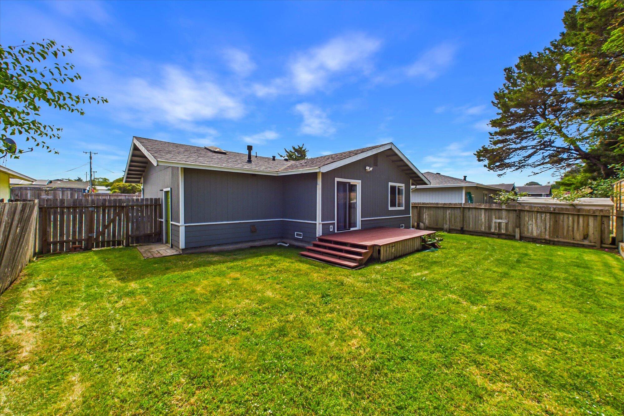 2160 Thiel Avenue, McKinleyville