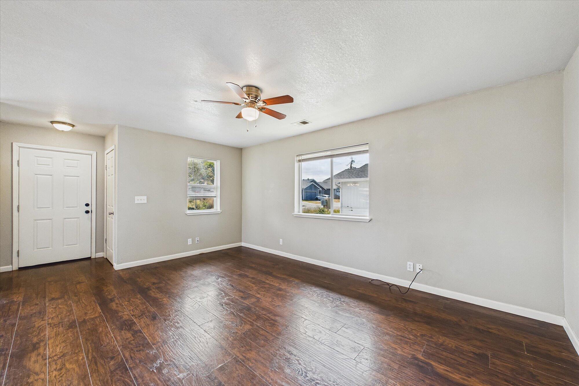 2160 Thiel Avenue, McKinleyville