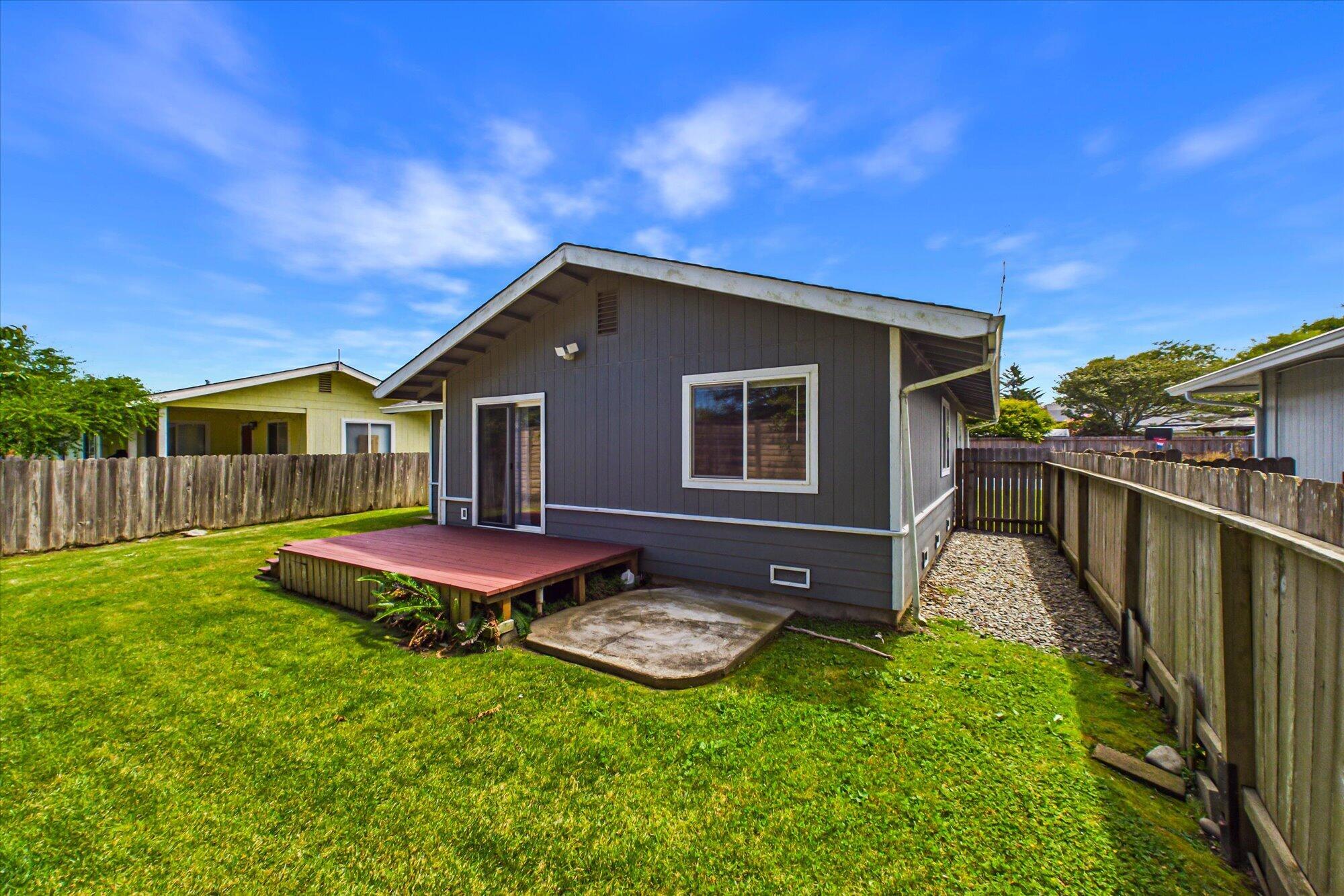 2160 Thiel Avenue, McKinleyville