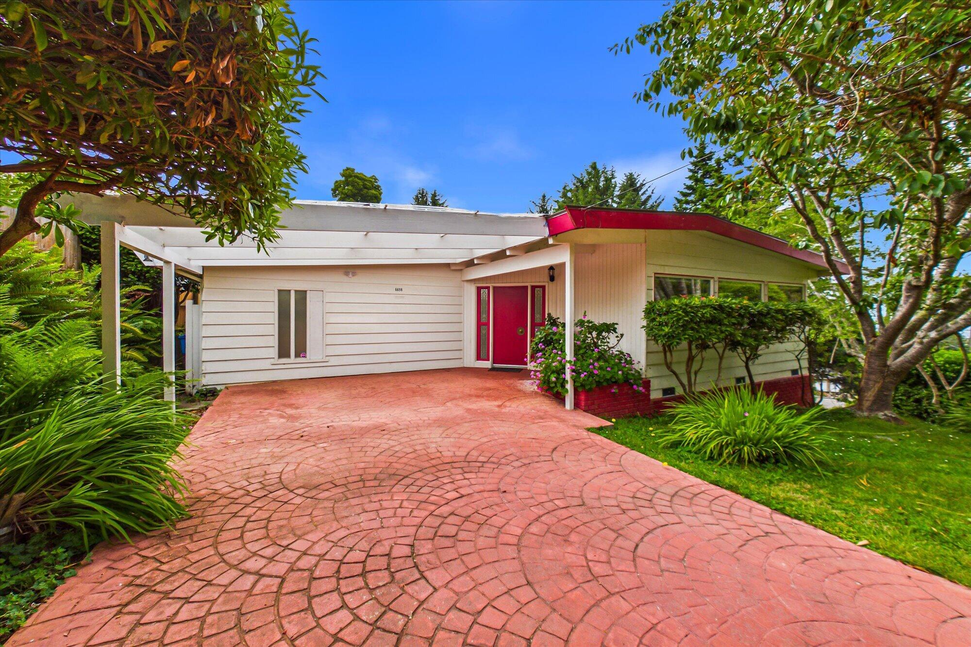 6698 Bret Harte Lane
