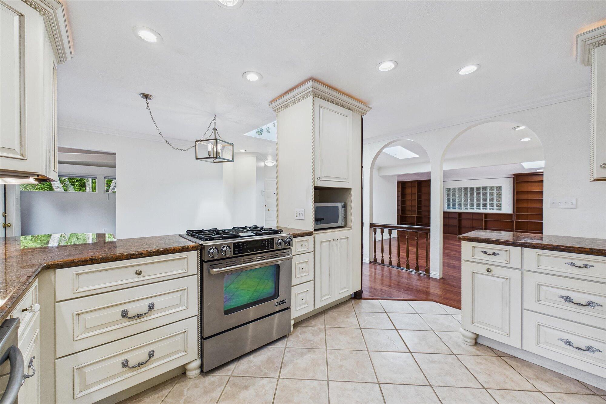 6698 Bret Harte Lane