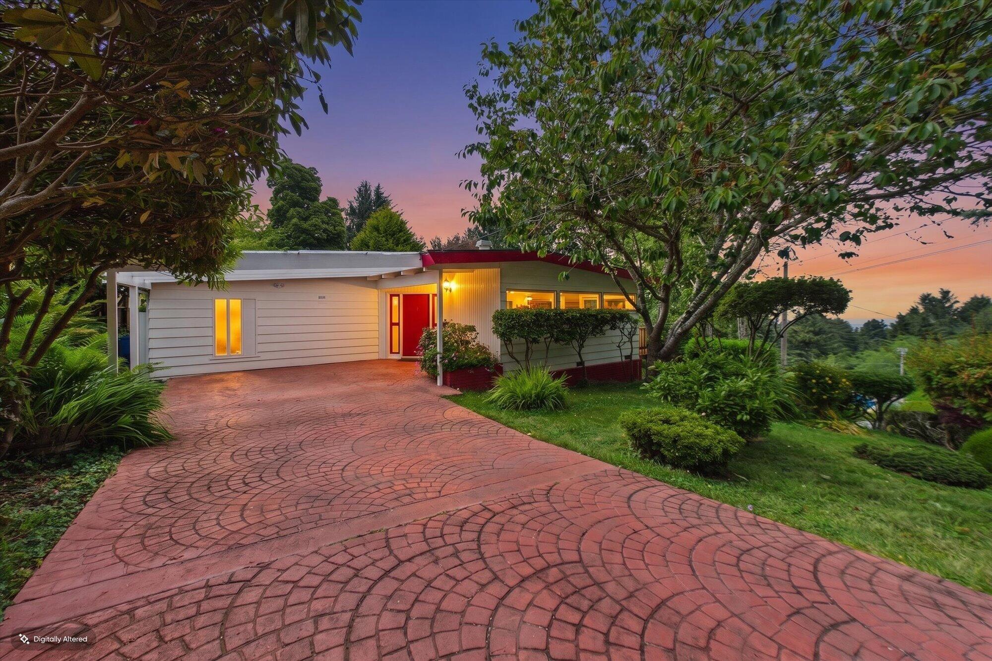 6698 Bret Harte Lane