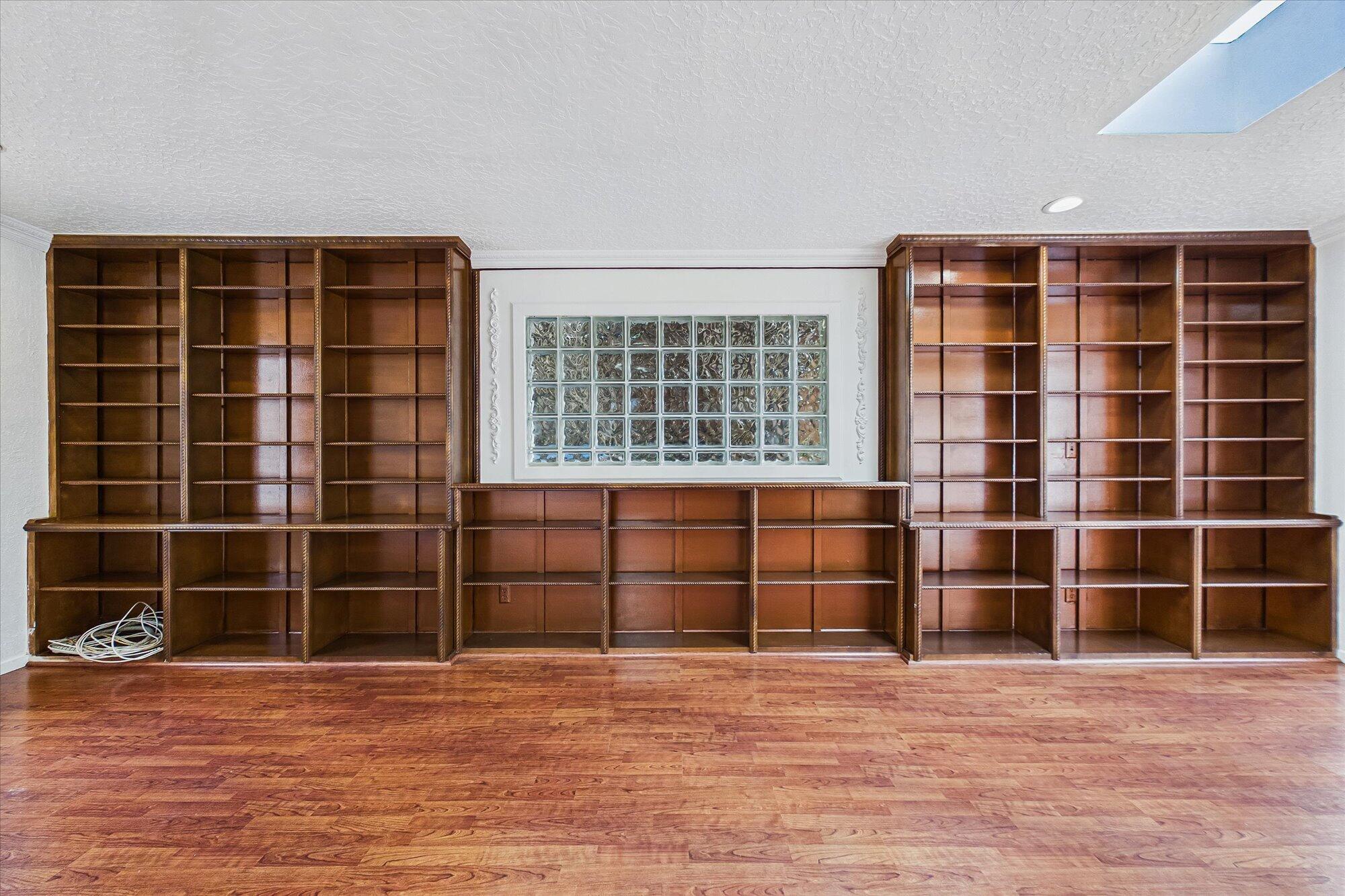 6698 Bret Harte Lane