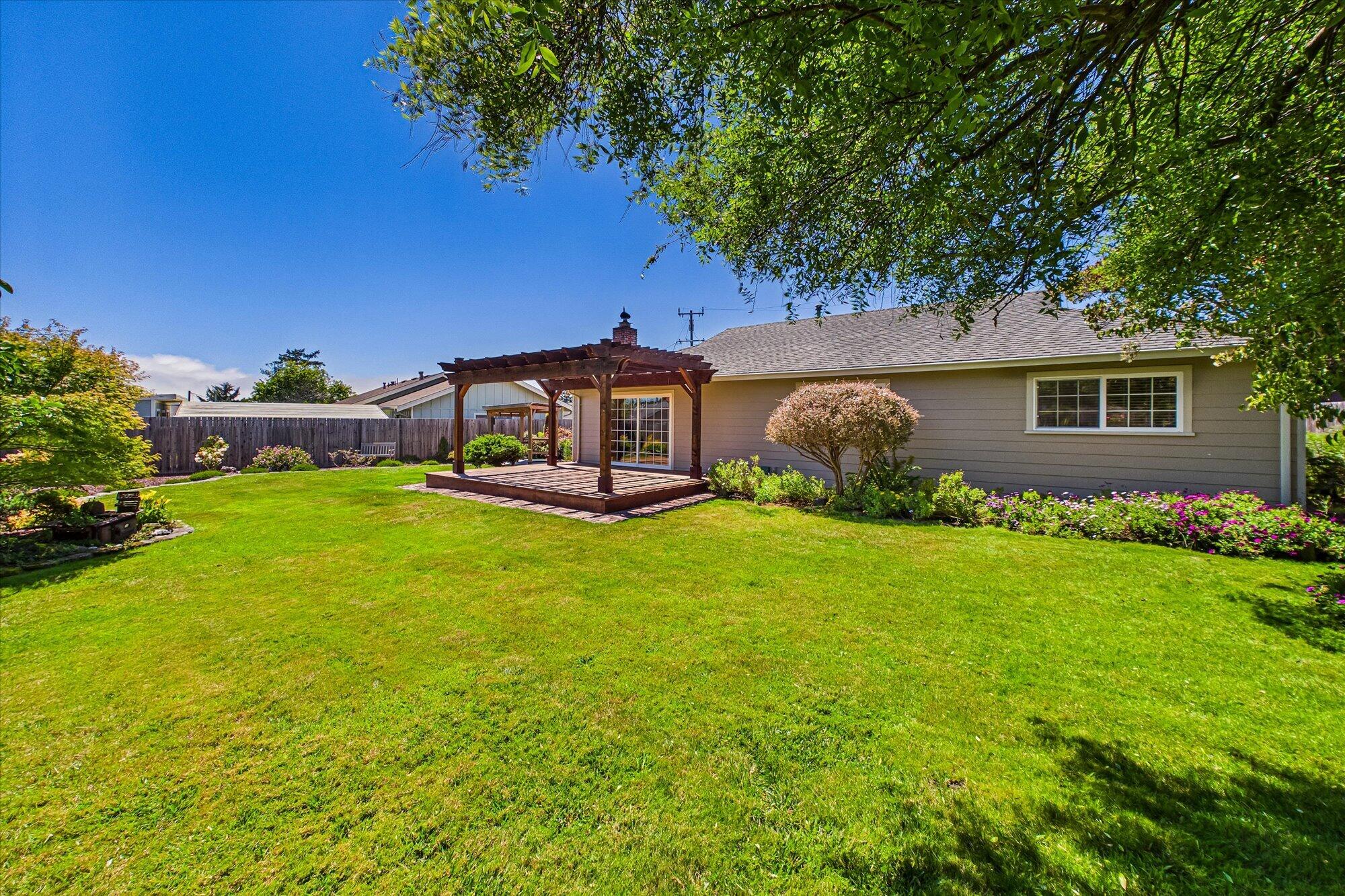 616 Martin Way