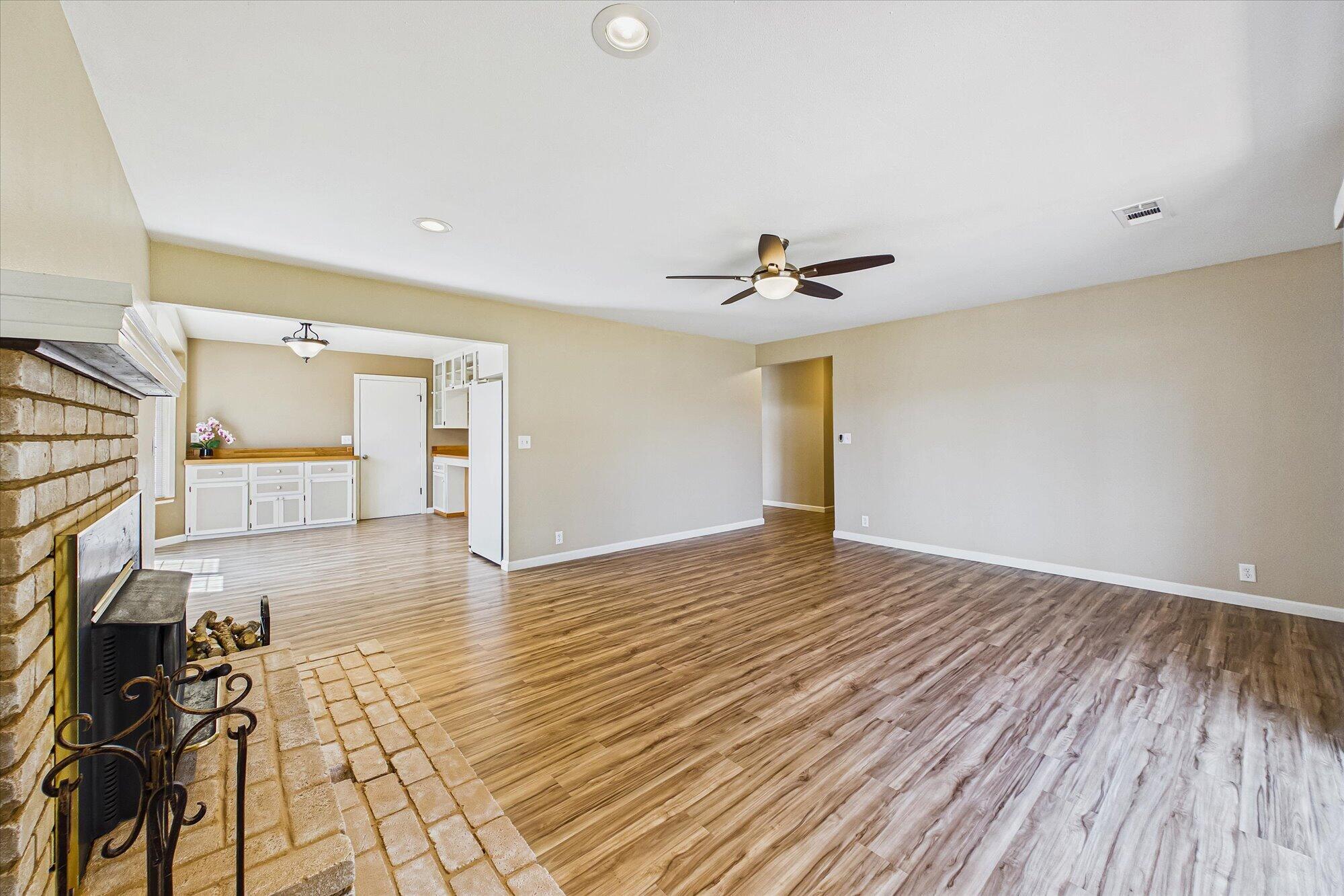 616 Martin Way