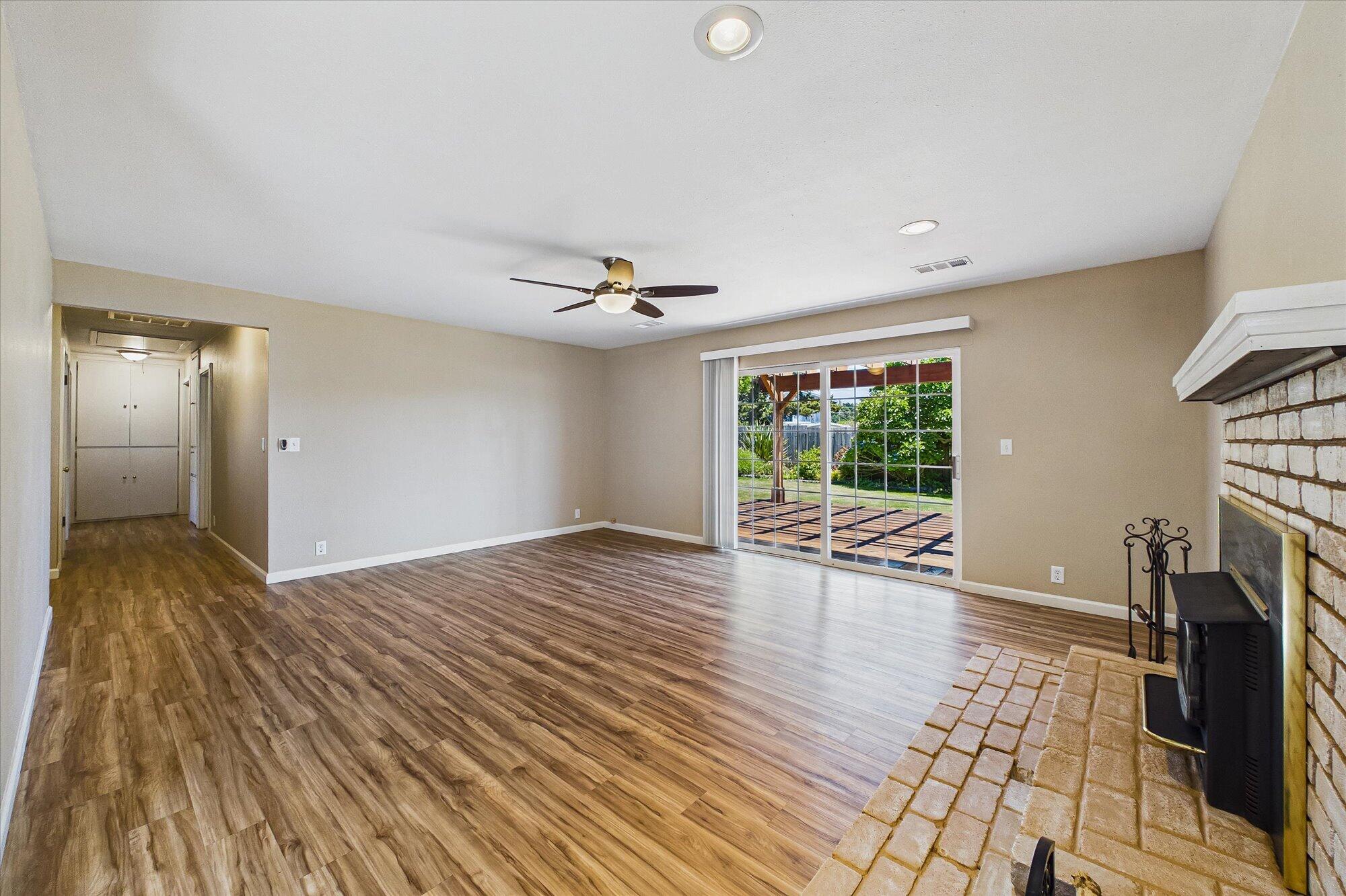 616 Martin Way