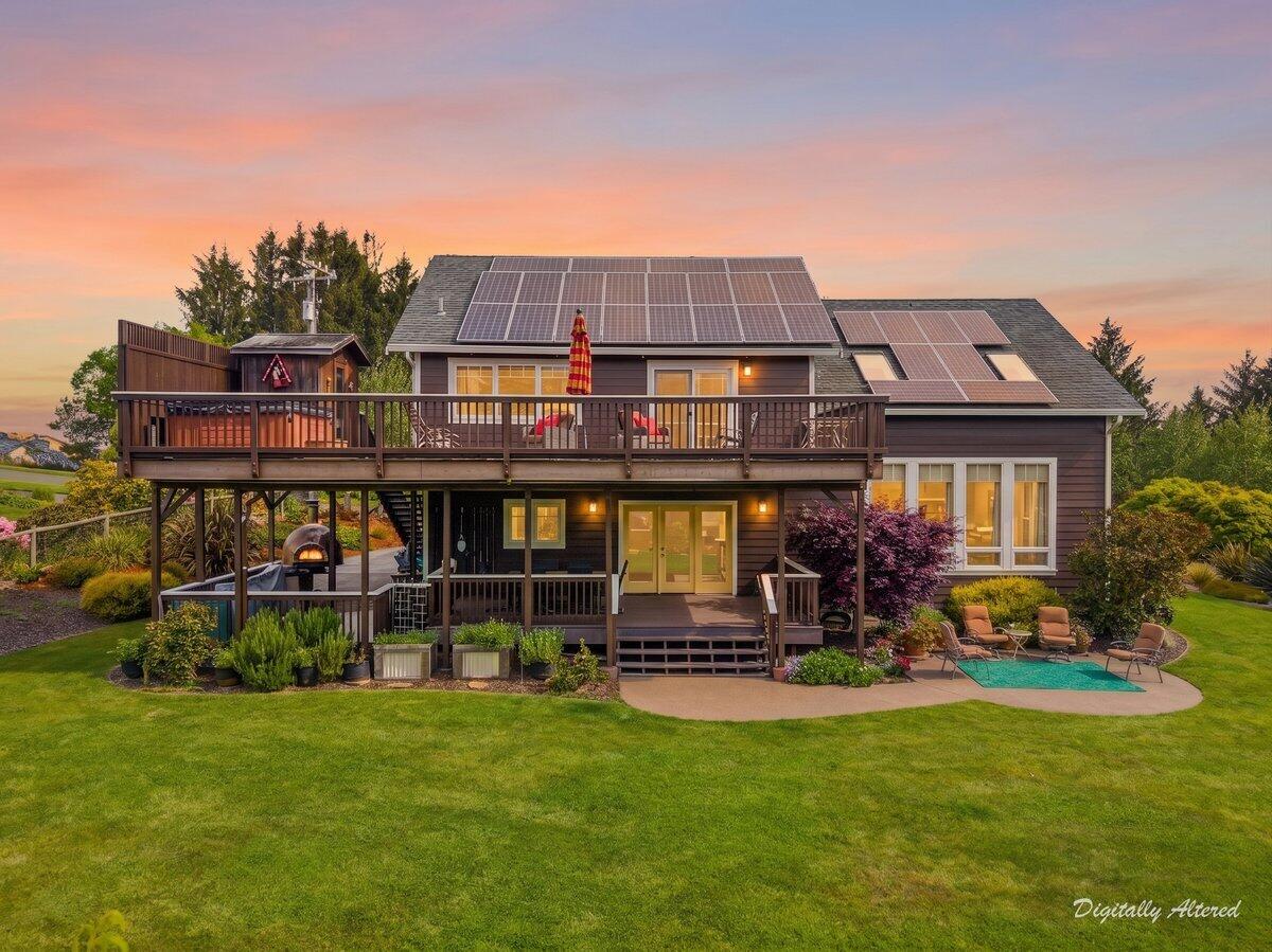 2220 Hewitt Road, McKinleyville