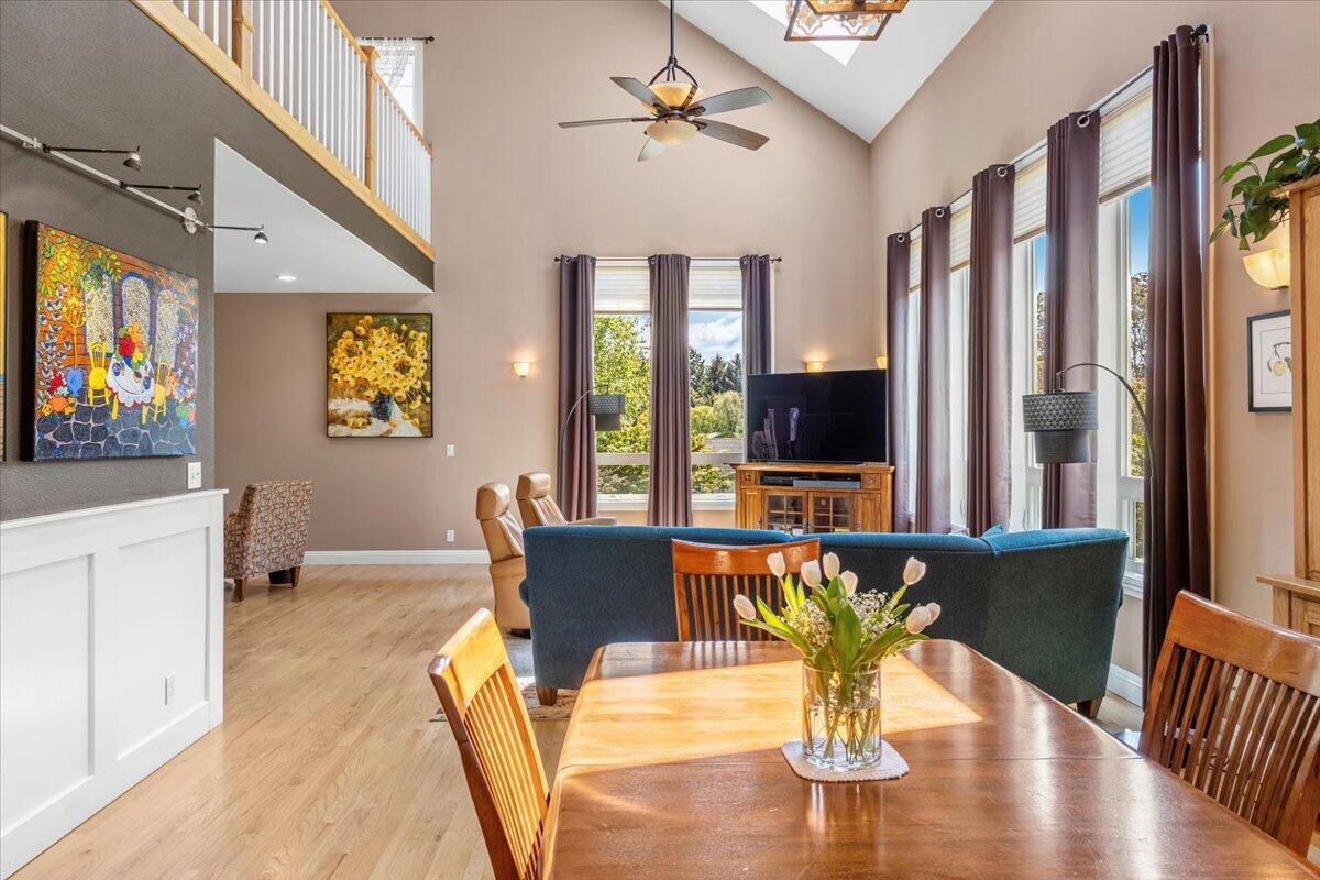 2220 Hewitt Road, McKinleyville