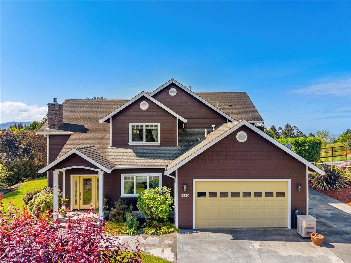 2220 Hewitt Road, McKinleyville
