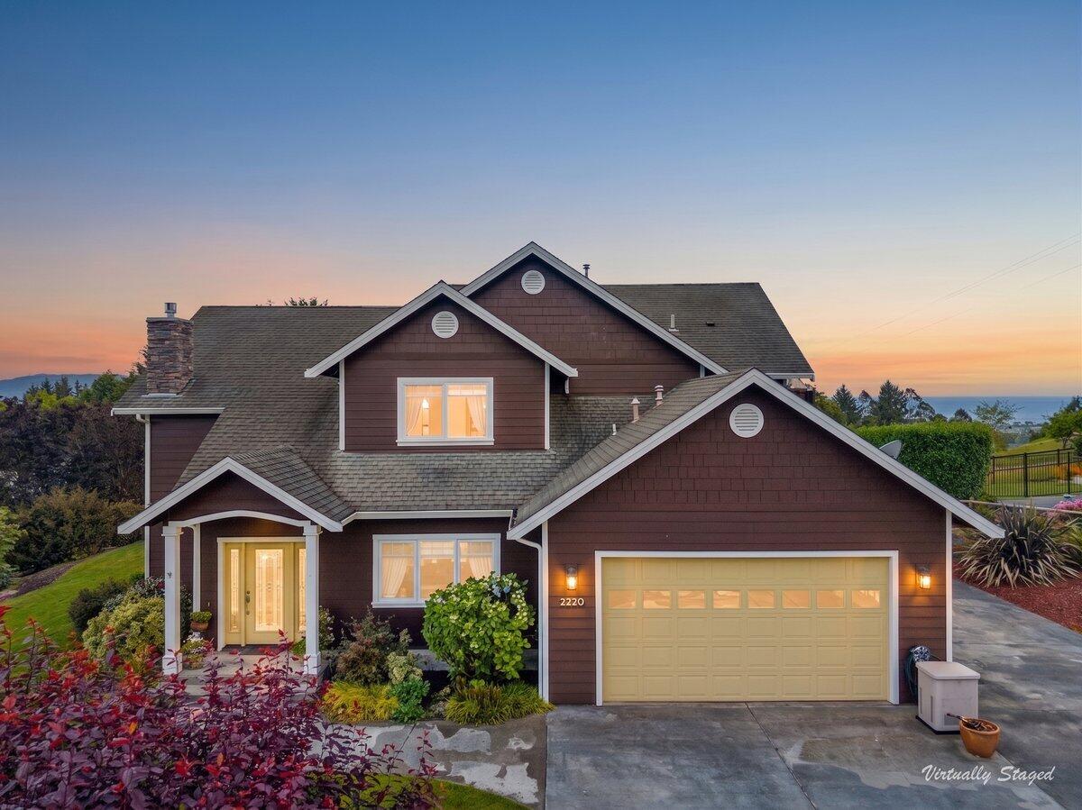 2220 Hewitt Road, McKinleyville
