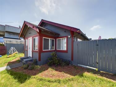 1616 4th Street