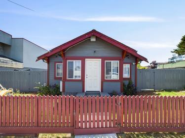 1616 4th Street
