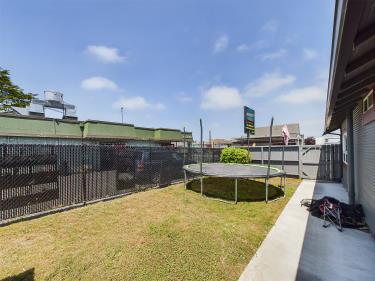1616 4th Street