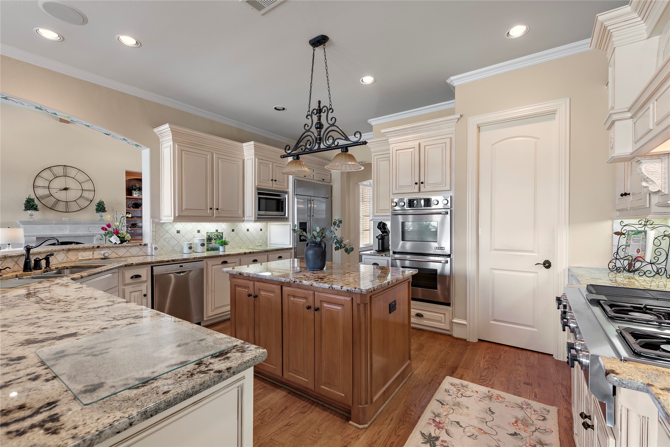 2721 Vista View Lane