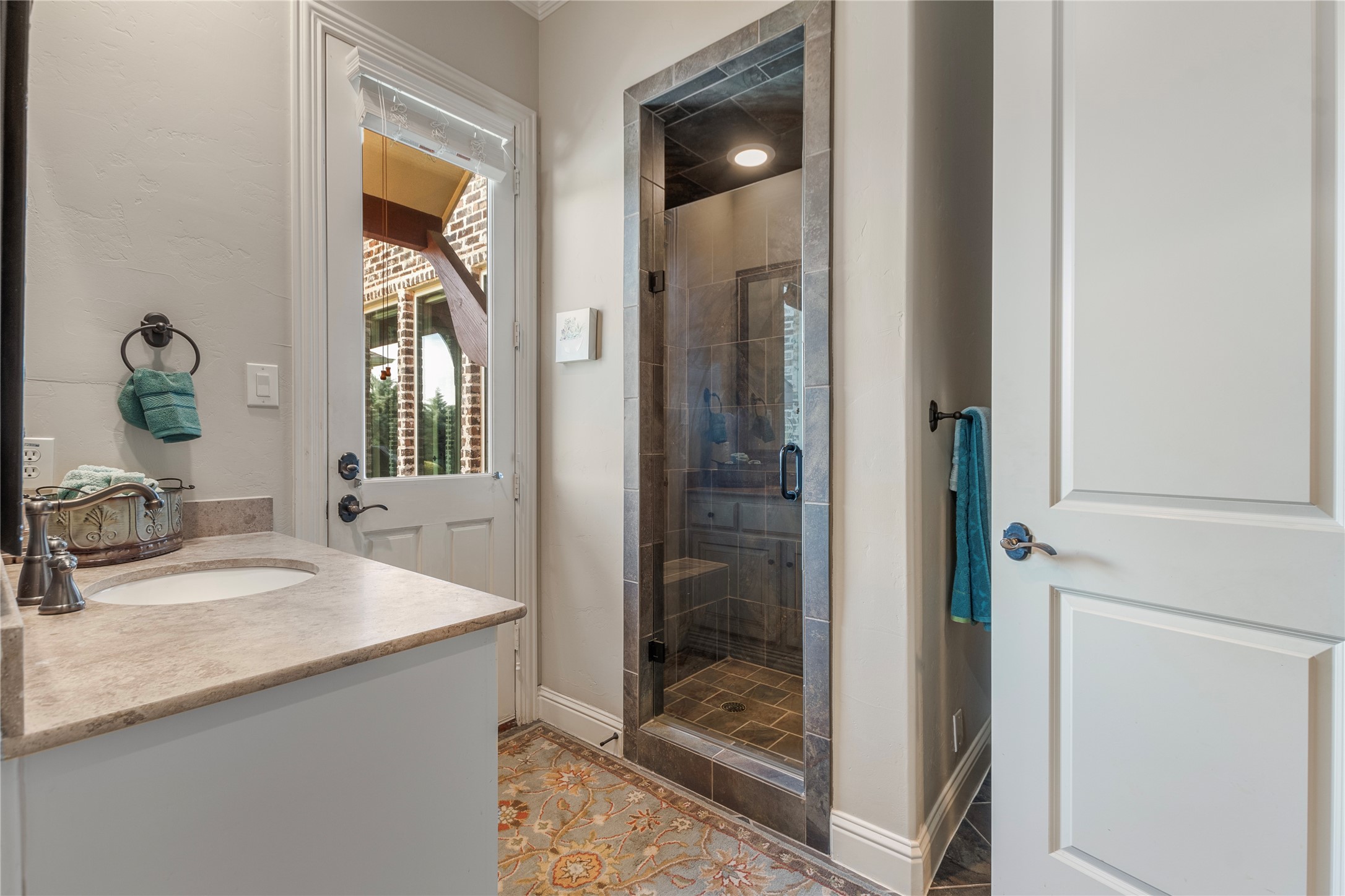 2721 Vista View Lane
