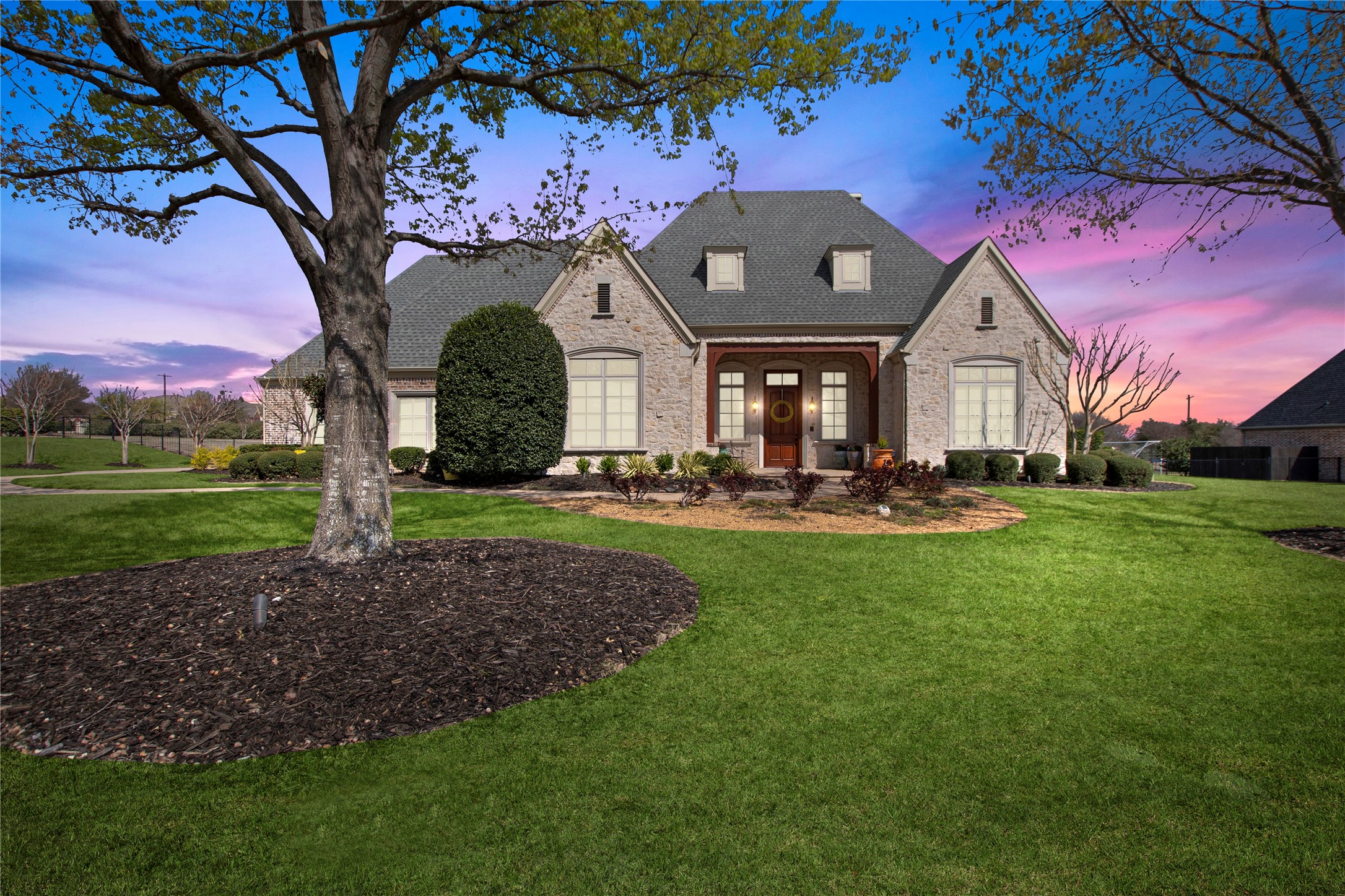 2721 Vista View Lane