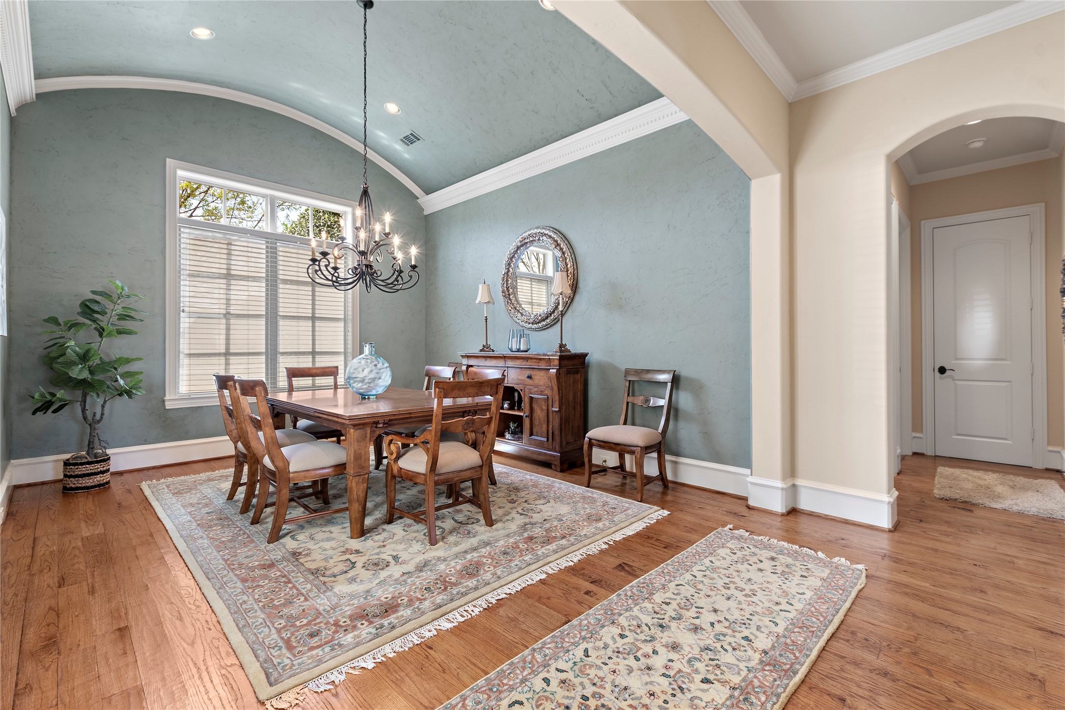 2721 Vista View Lane
