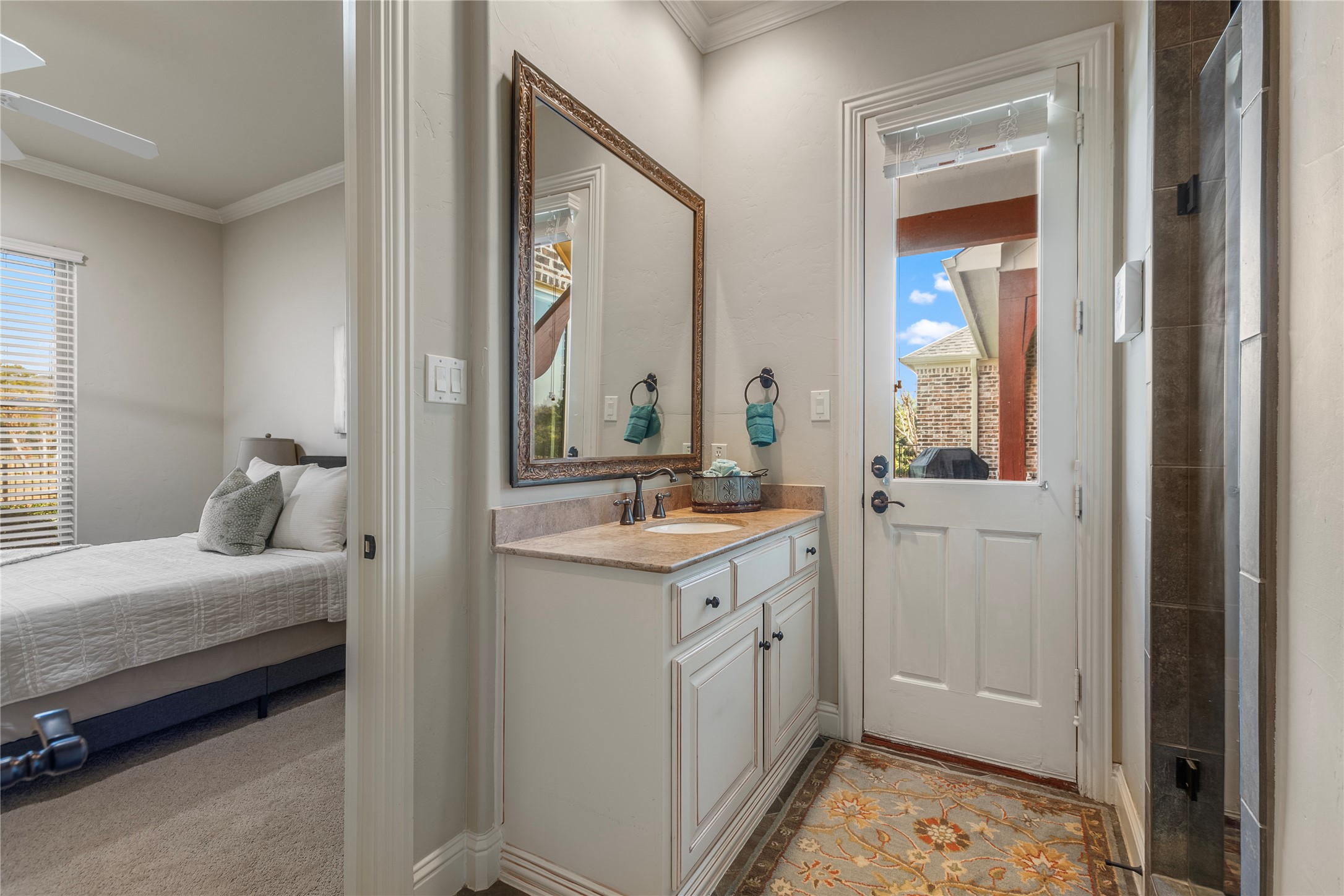 2721 Vista View Lane