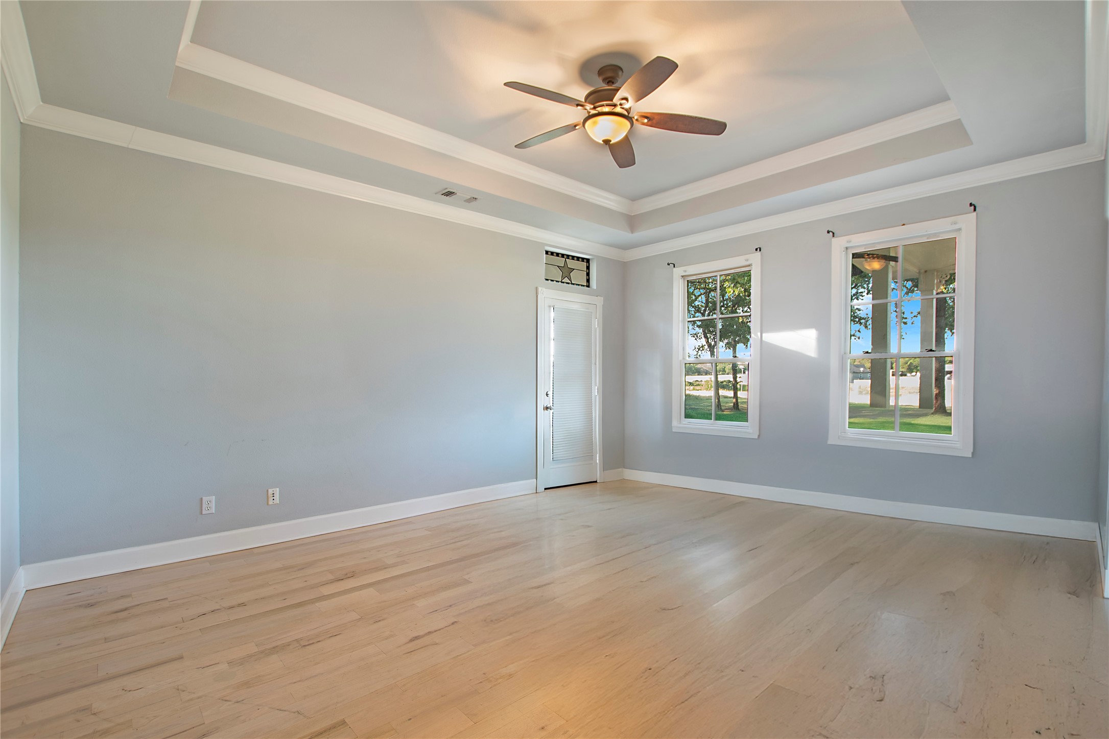 6586 Lone Star Lane