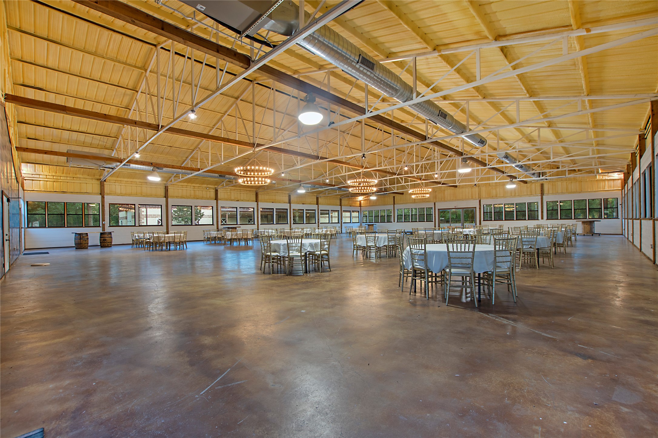 6586 Lone Star Lane