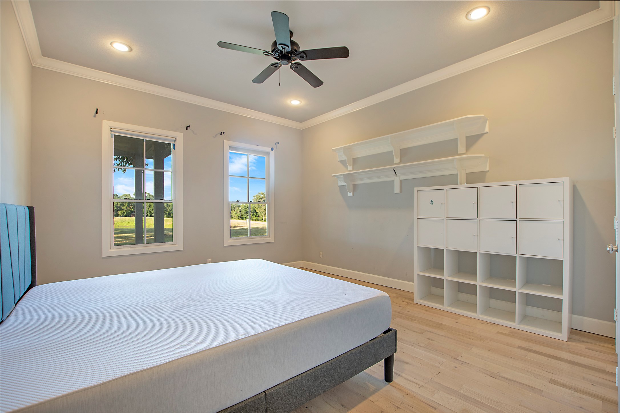 6586 Lone Star Lane