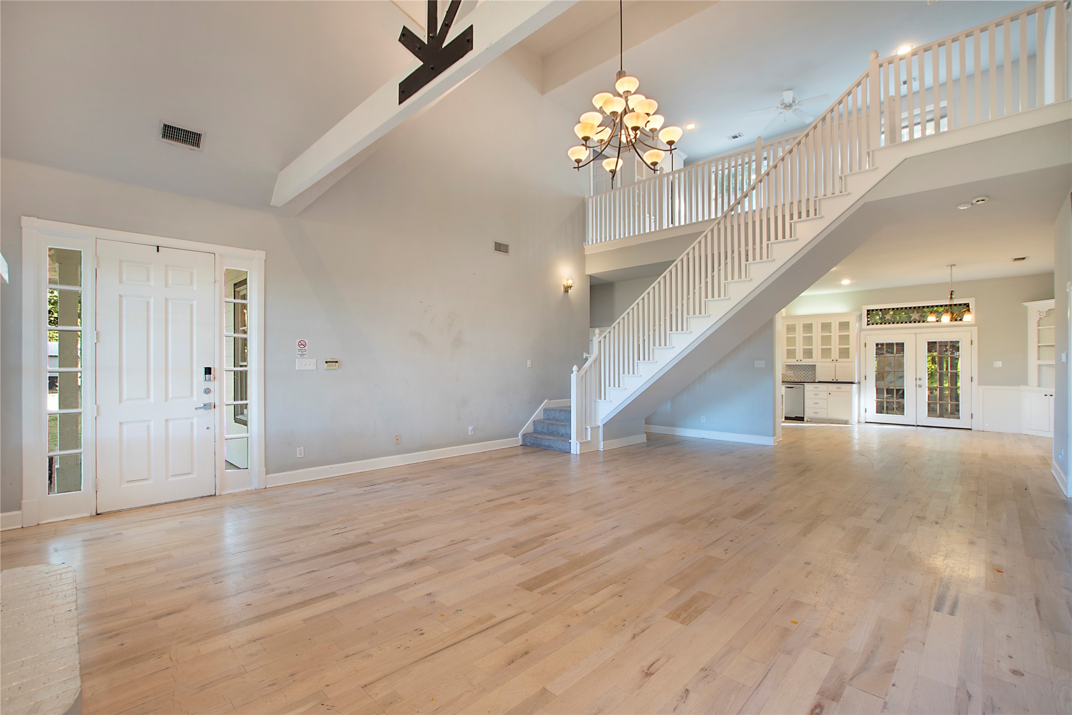 6586 Lone Star Lane
