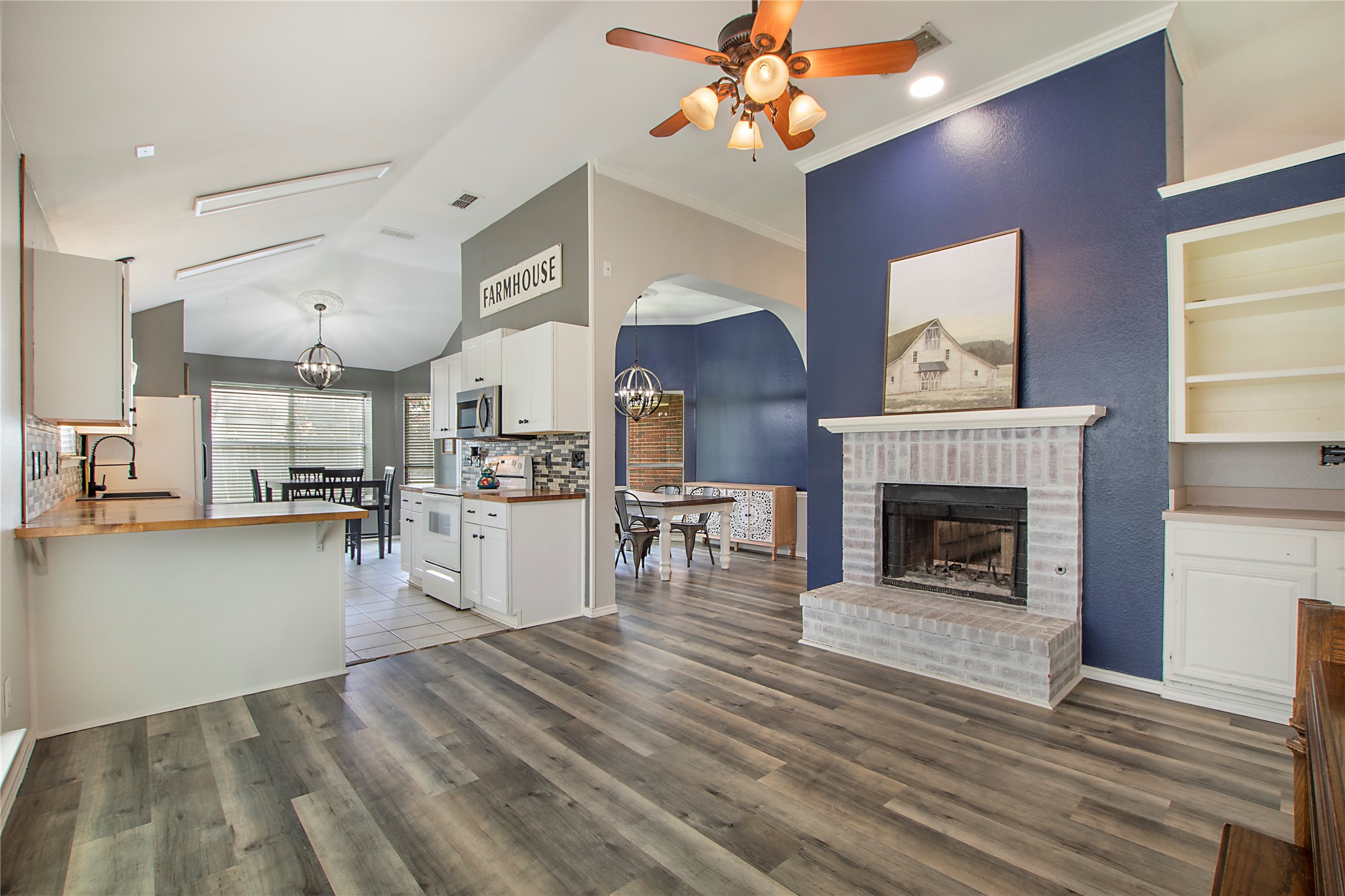 315 Fairhaven Court