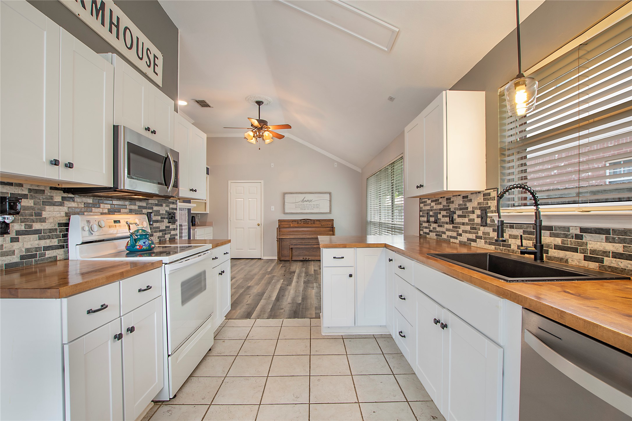 315 Fairhaven Court
