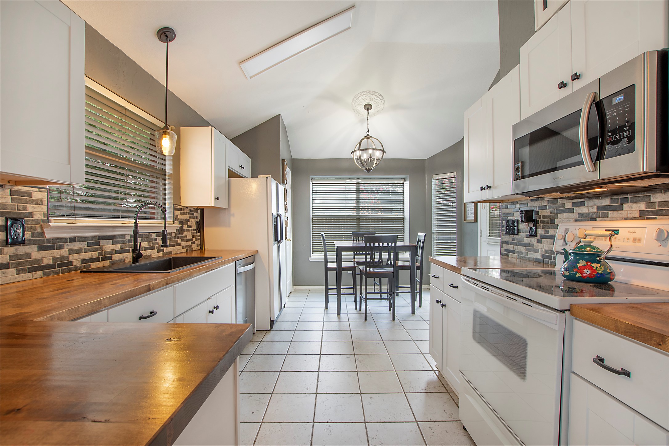 315 Fairhaven Court