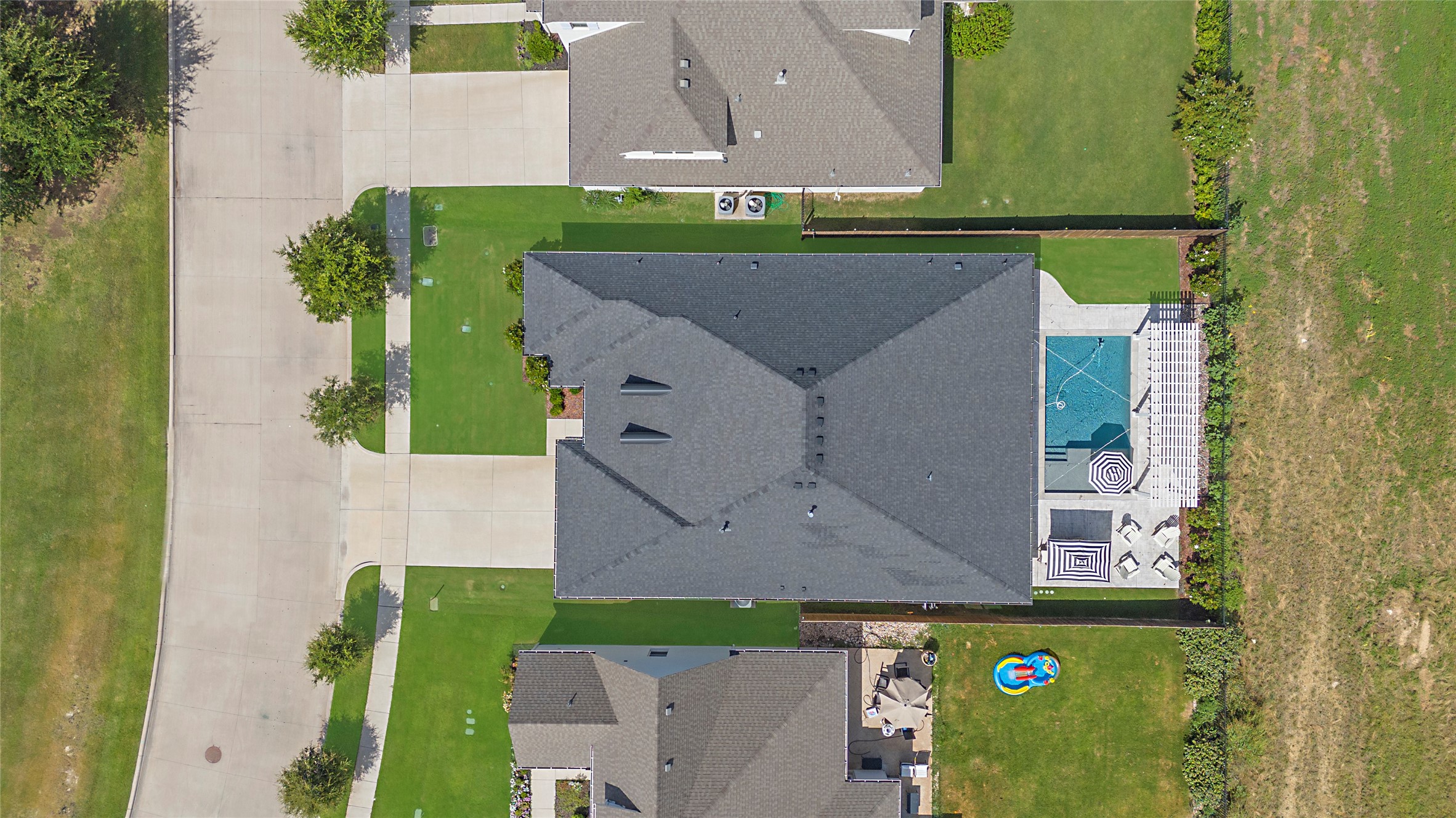 712 Tallgrass Drive