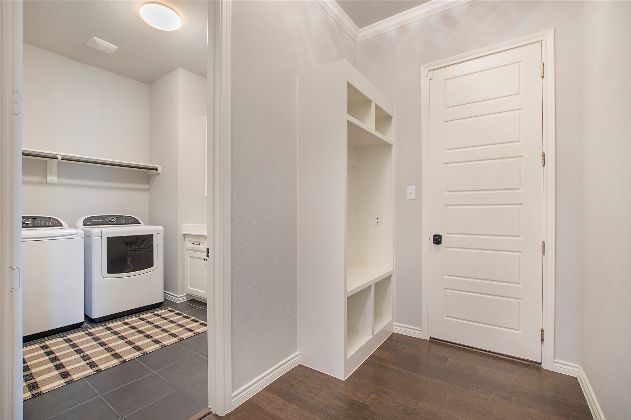 712 Tallgrass Drive