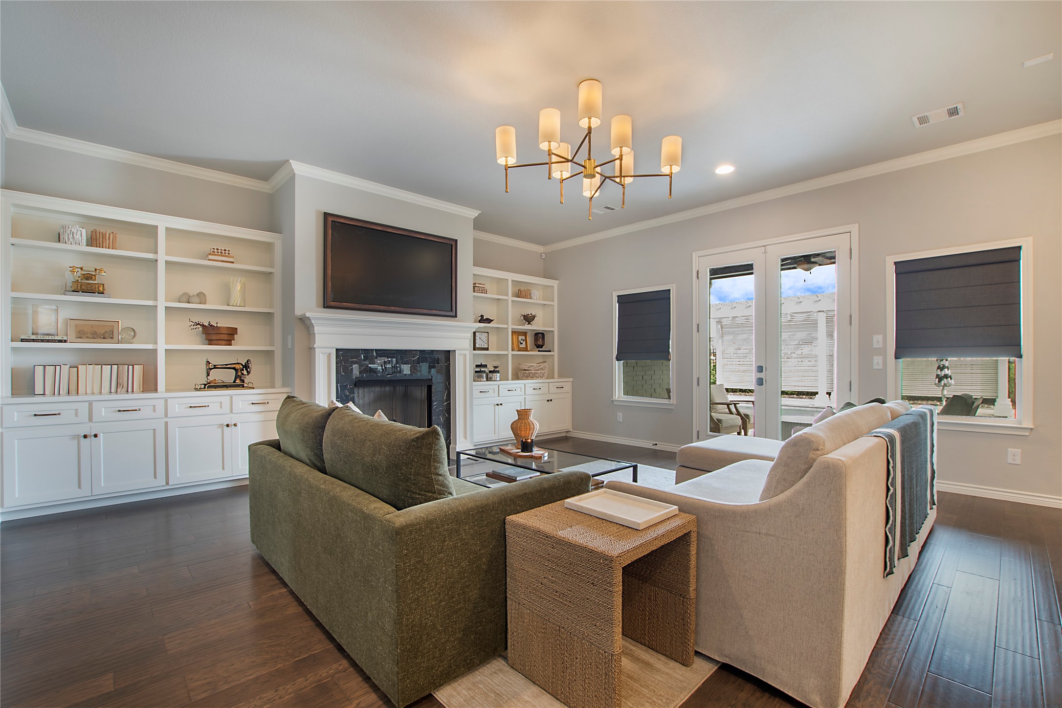 712 Tallgrass Drive