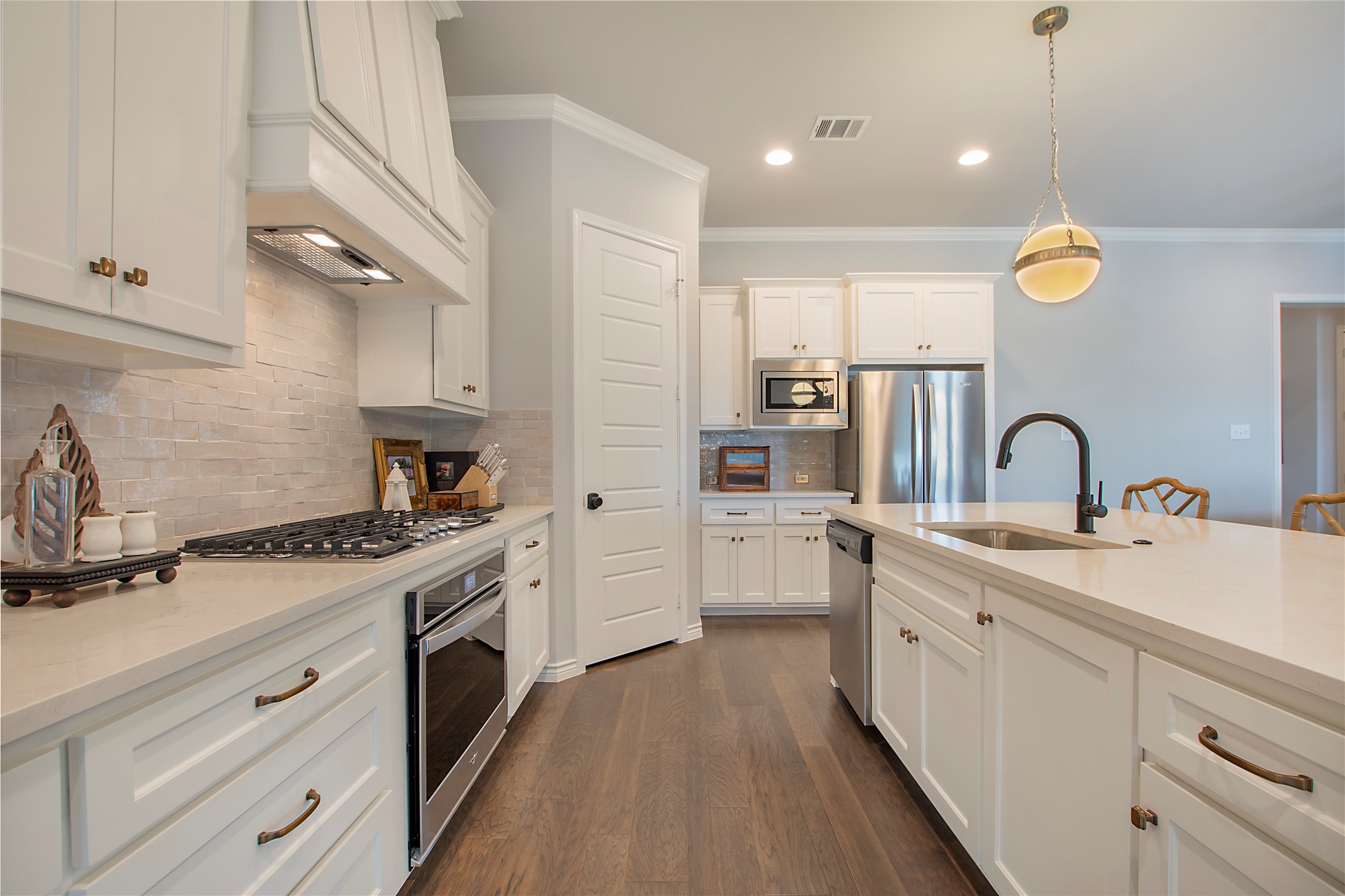 712 Tallgrass Drive