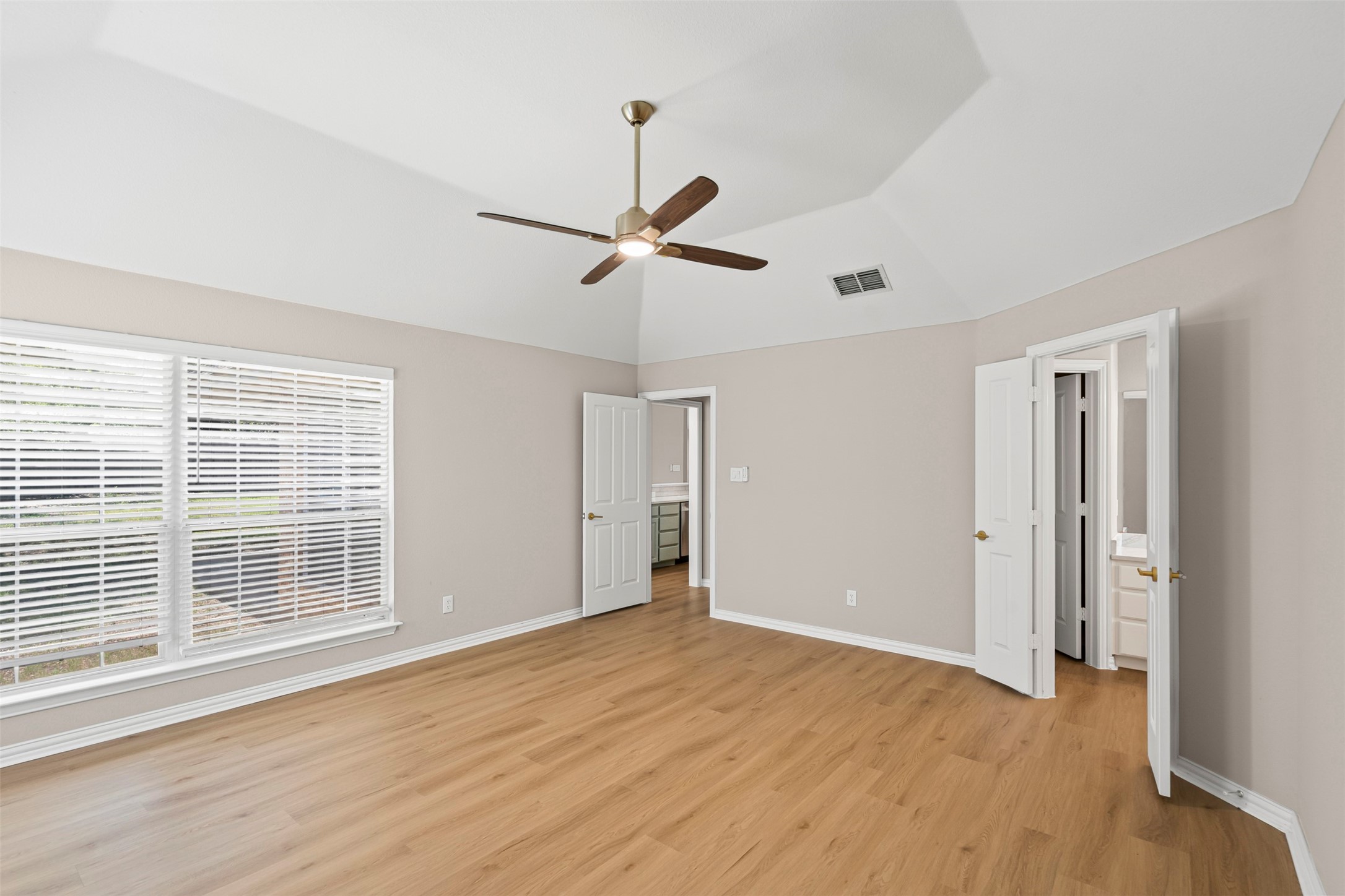 270 Bluff View Court