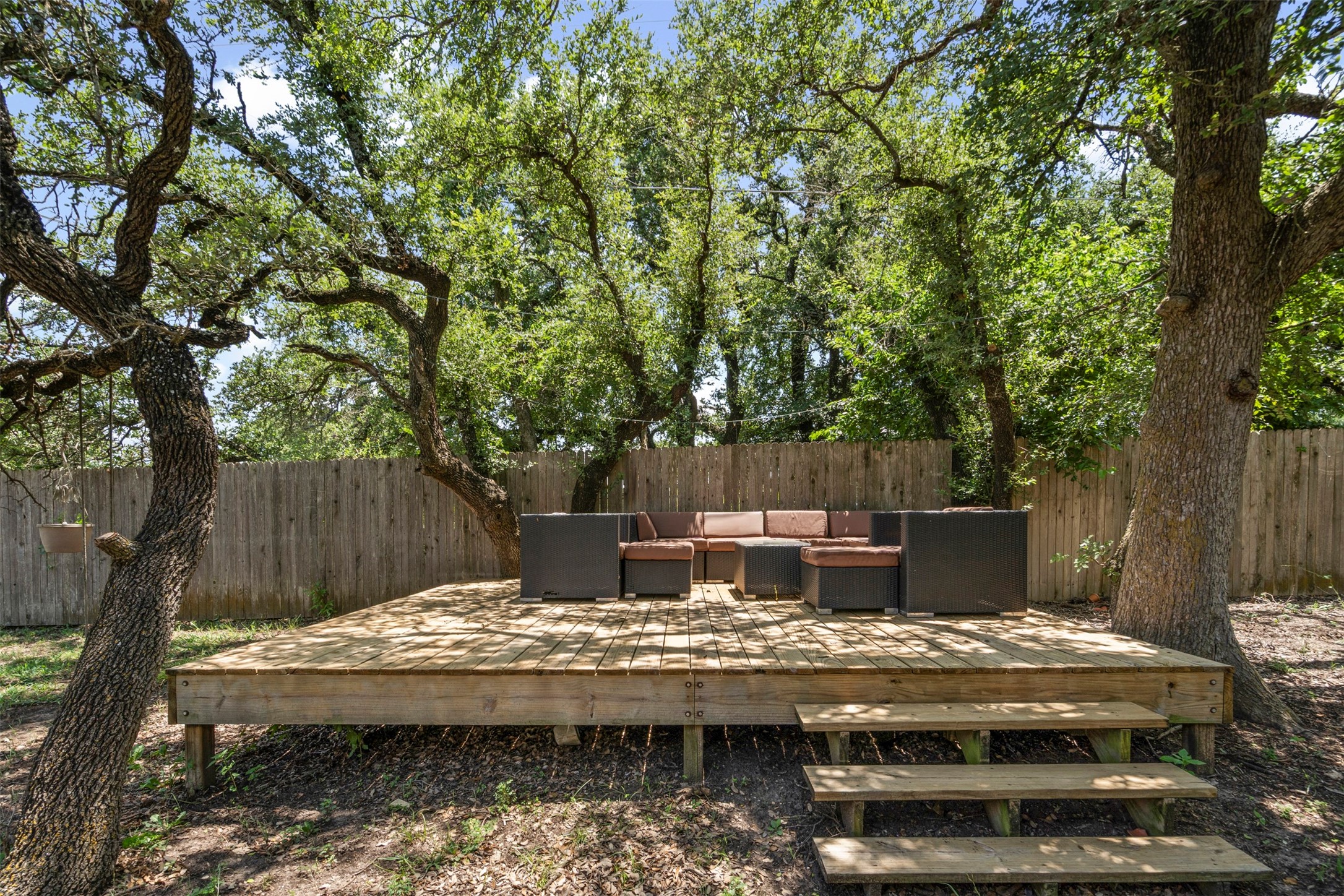 270 Bluff View Court