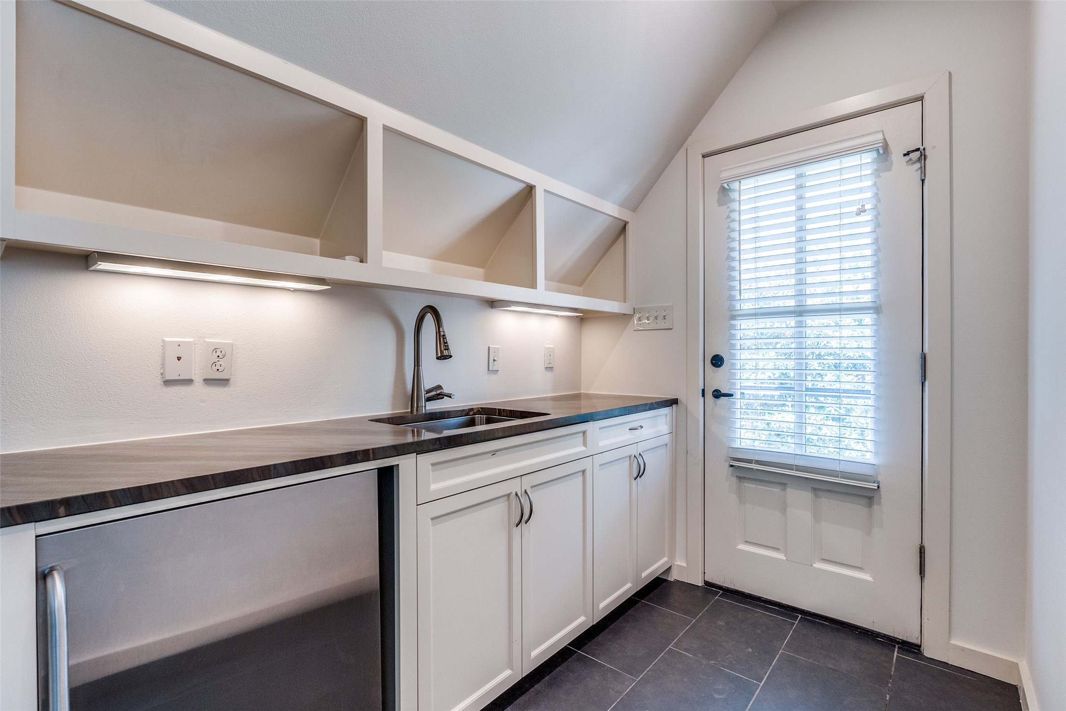 3009 Southwestern Boulevard