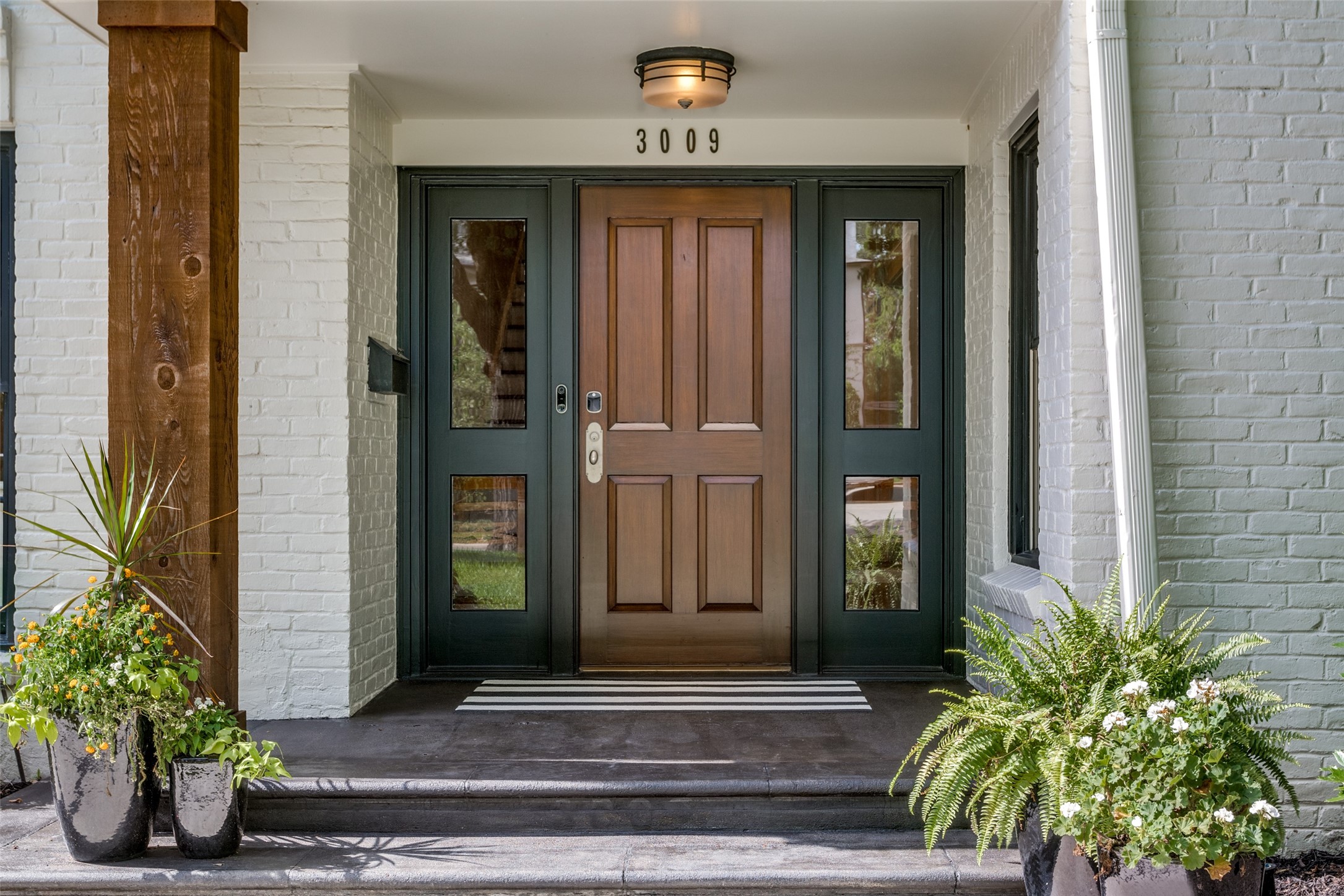 3009 Southwestern Boulevard