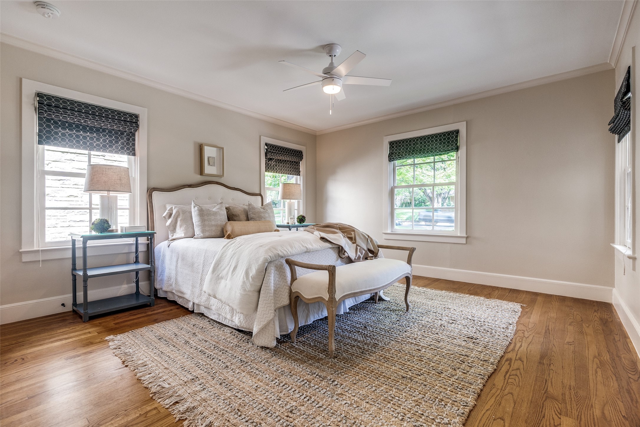 3009 Southwestern Boulevard