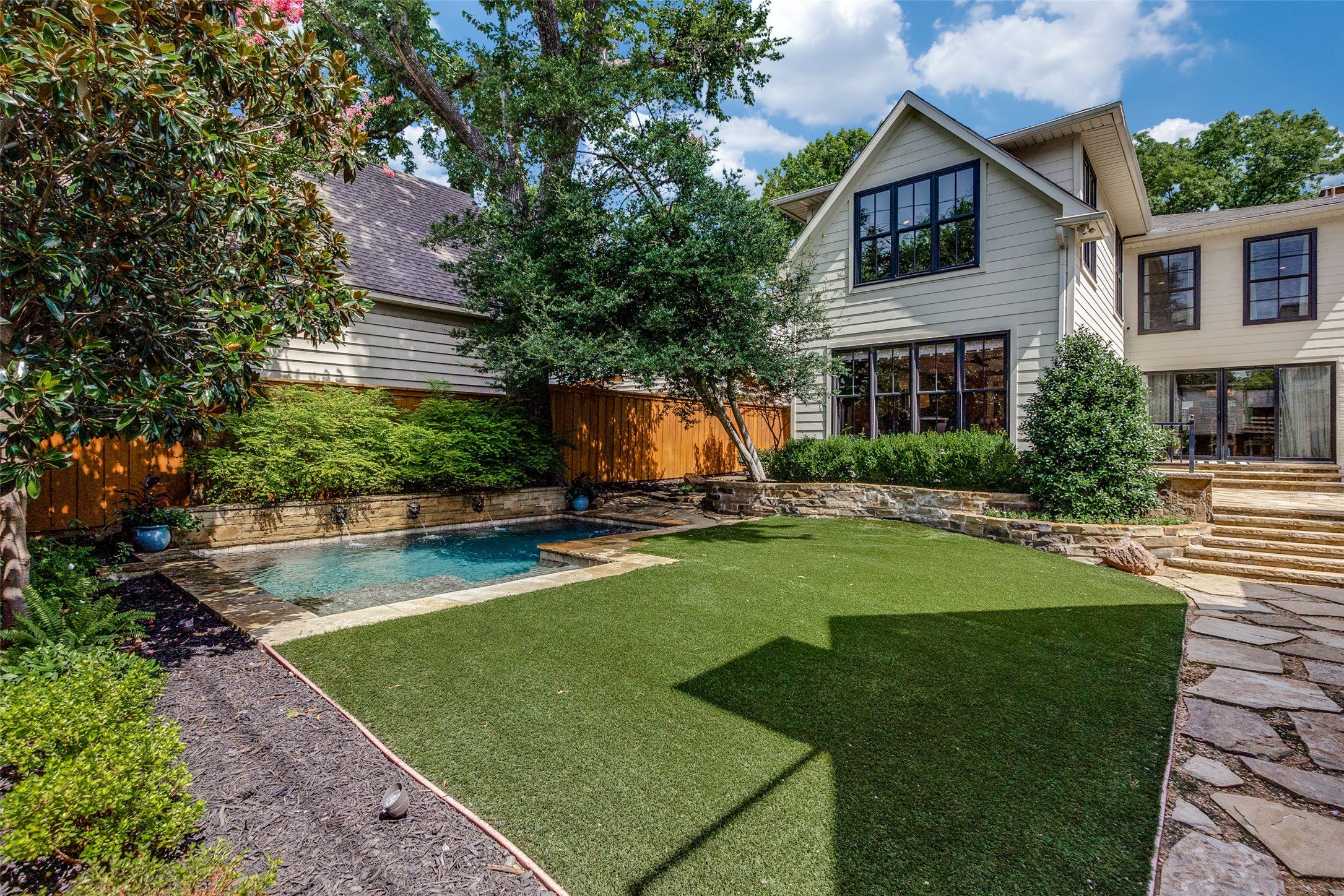 3009 Southwestern Boulevard